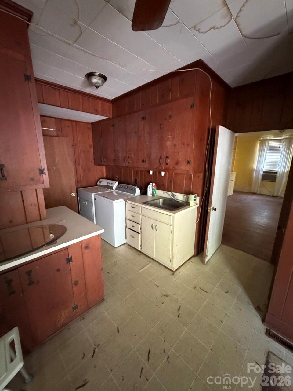 Single Family Residence at 206 Rose Terrace, Wadesboro, photo 9 of 24