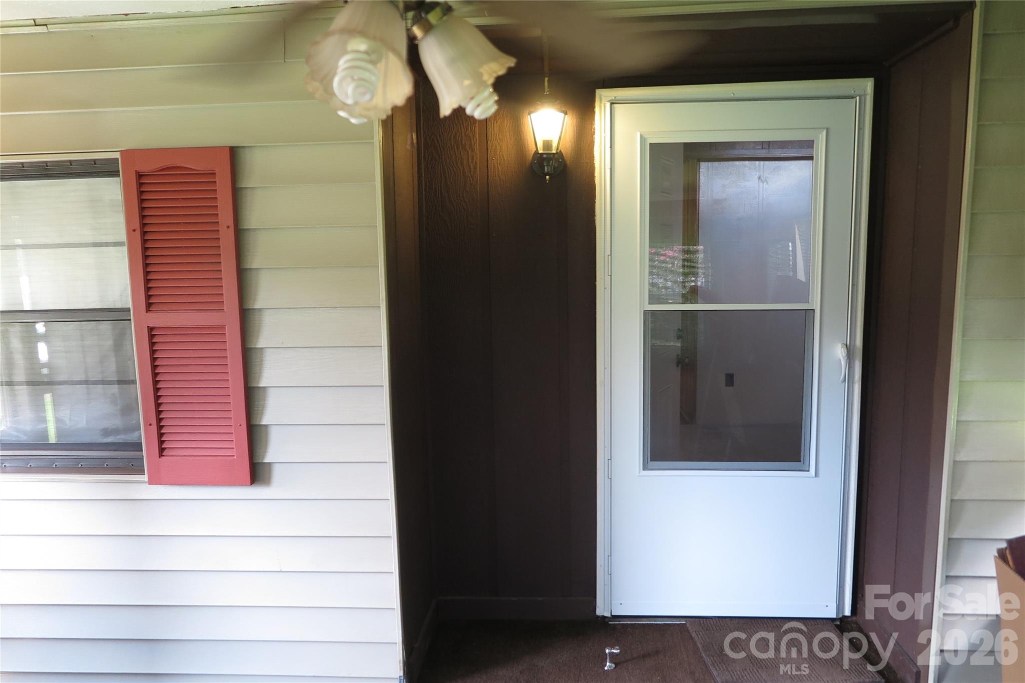 Single Family Residence at 1042 Bexley Lane, Lincolnton, photo 3 of 44