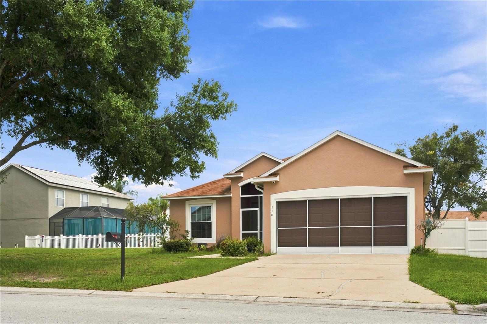 Single Family Residence at 110 KNOLLWOOD DR, DAVENPORT