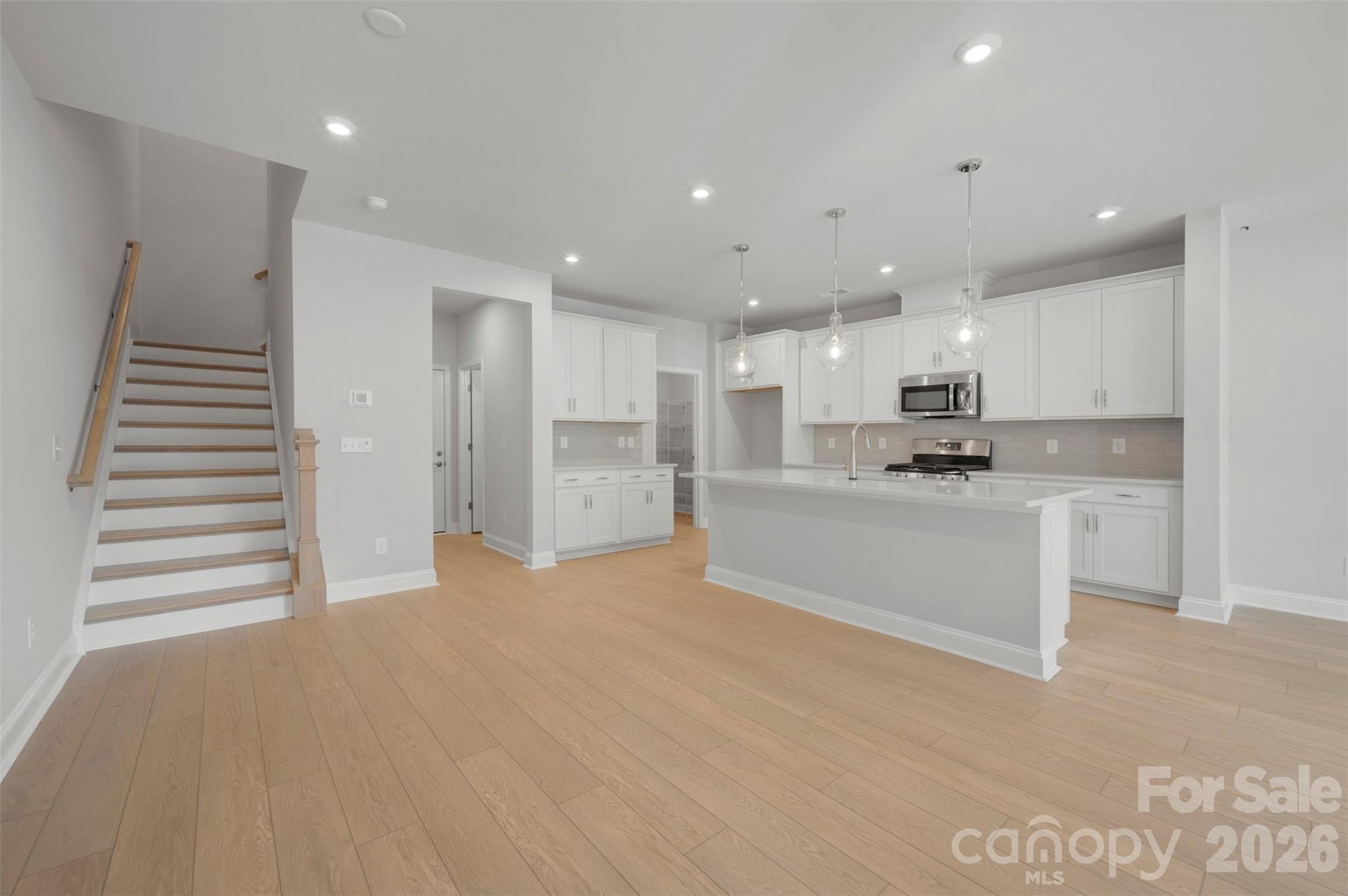 Oak Box Stairs w/ Open Railing - 467 Nash Street, Fort Mill