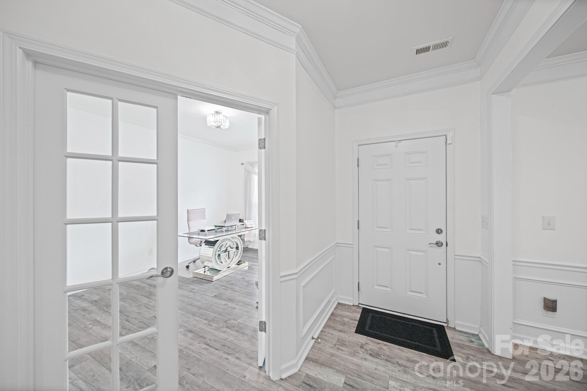 Single Family Residence at 7107 Brookline Place, Huntersville, photo 3 of 48
