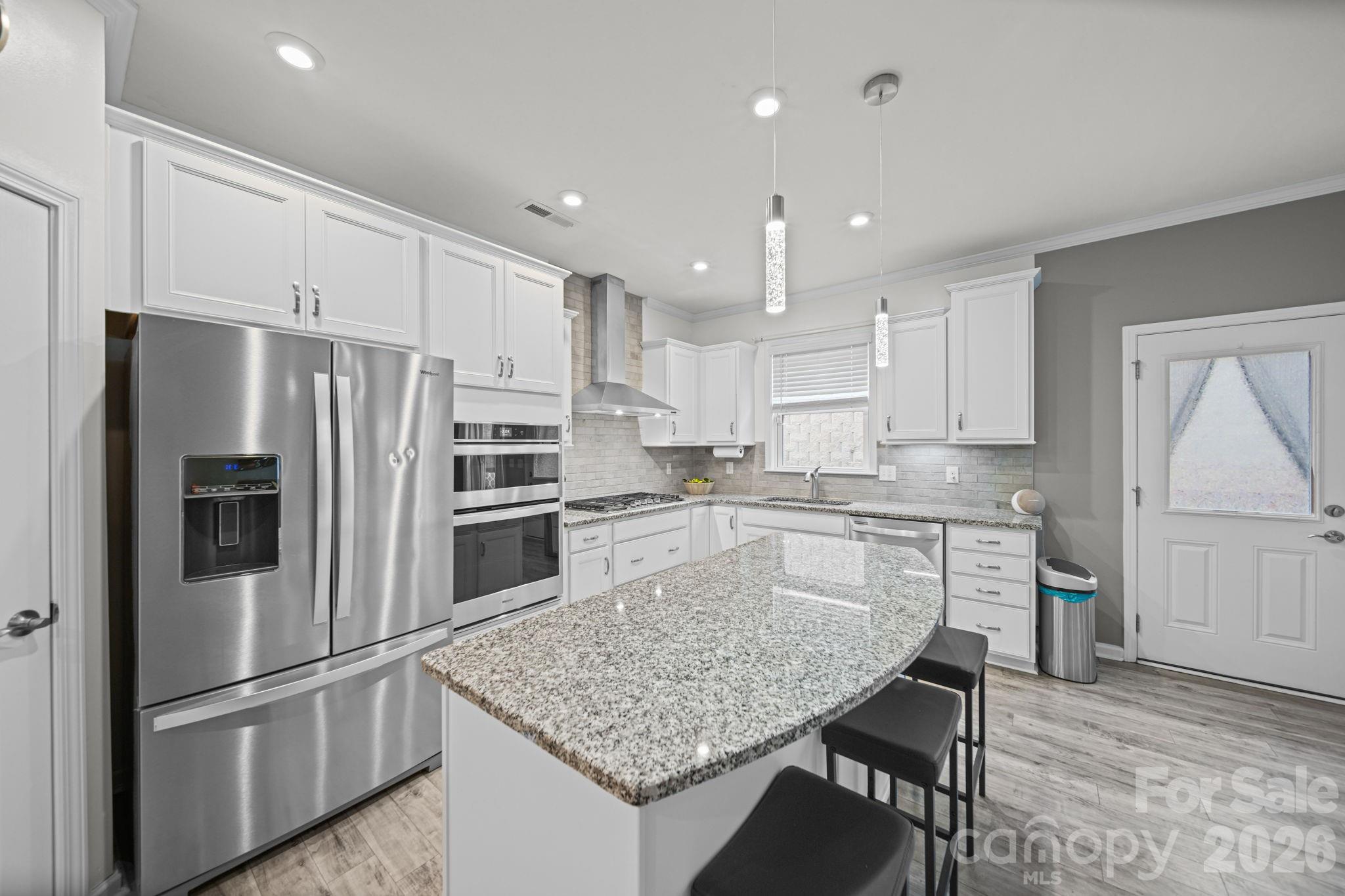 Single Family Residence at 7107 Brookline Place, Huntersville, photo 17 of 48