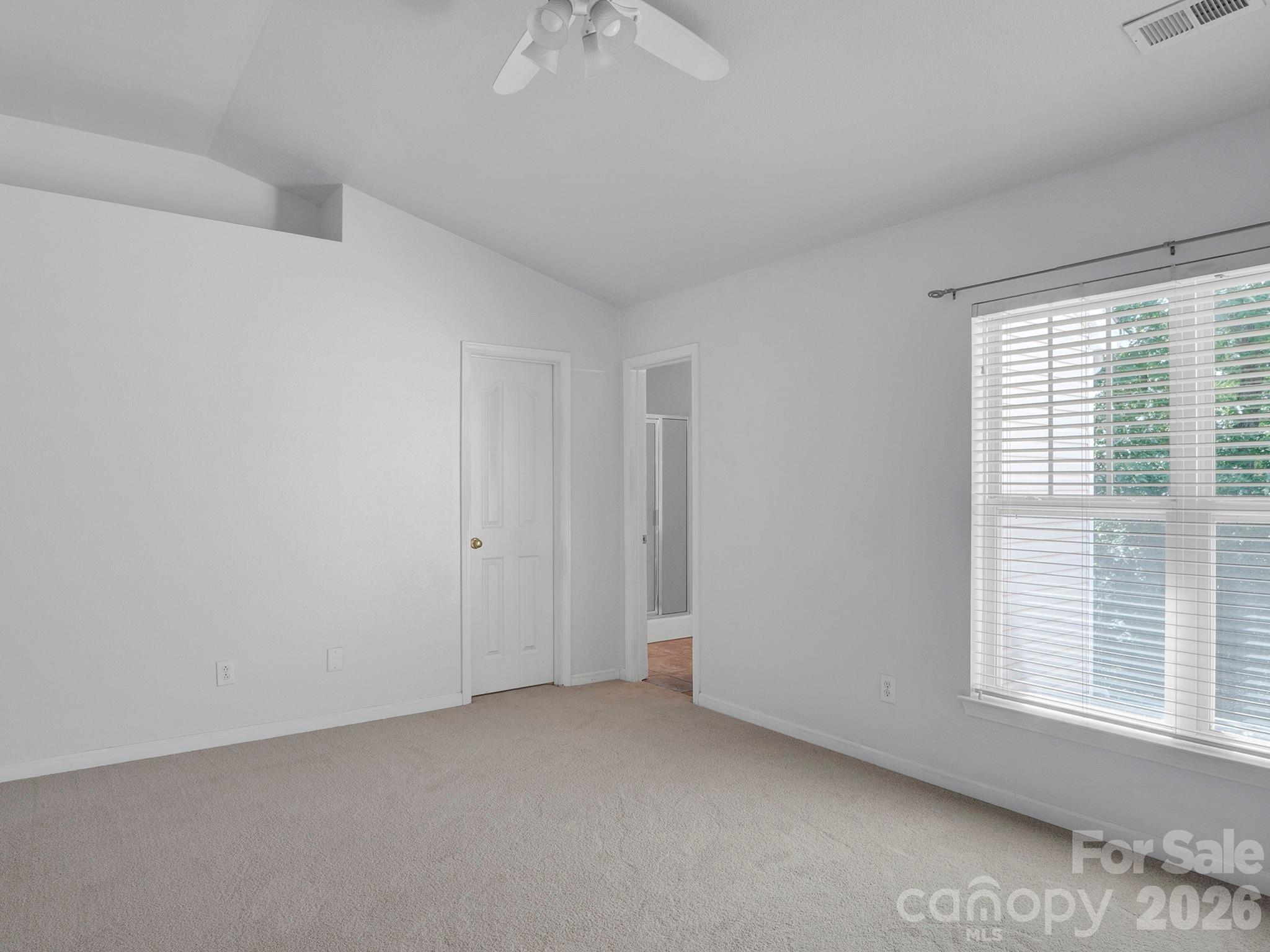 Townhouse at 10747 Essex Hall Drive, Charlotte, photo 27 of 32