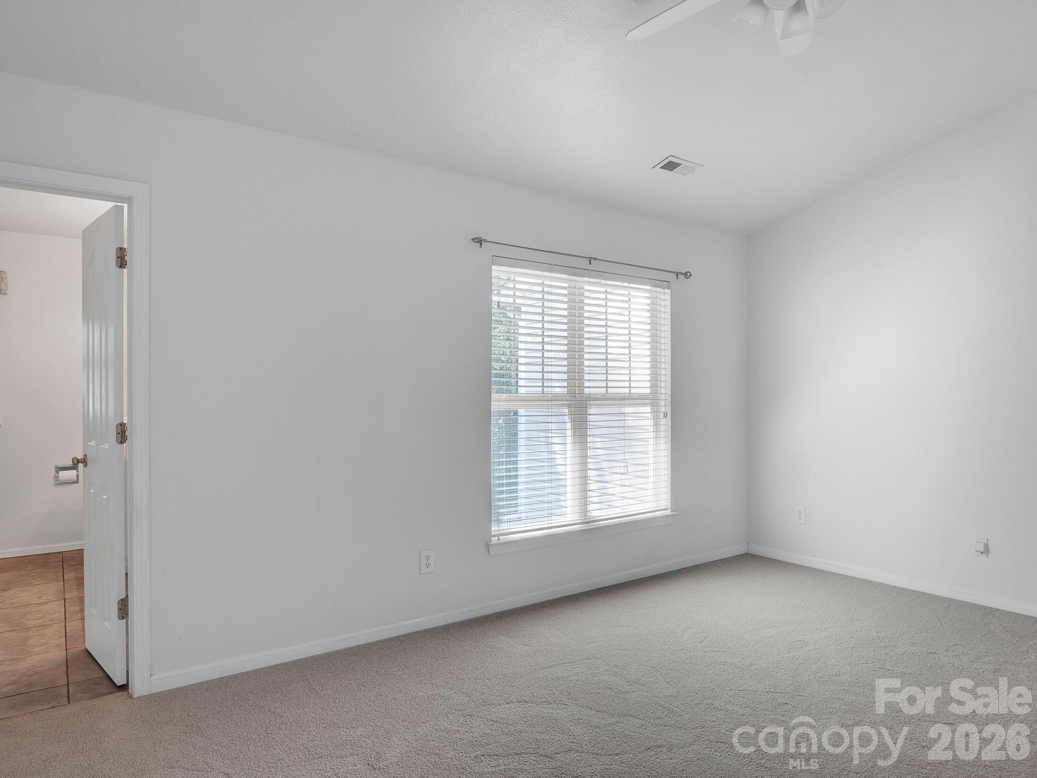 Townhouse at 10747 Essex Hall Drive, Charlotte, photo 28 of 32