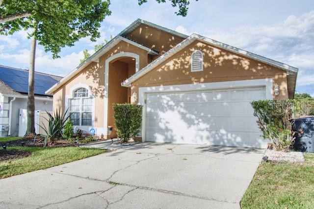 419 BUCKINGHAM CIR
