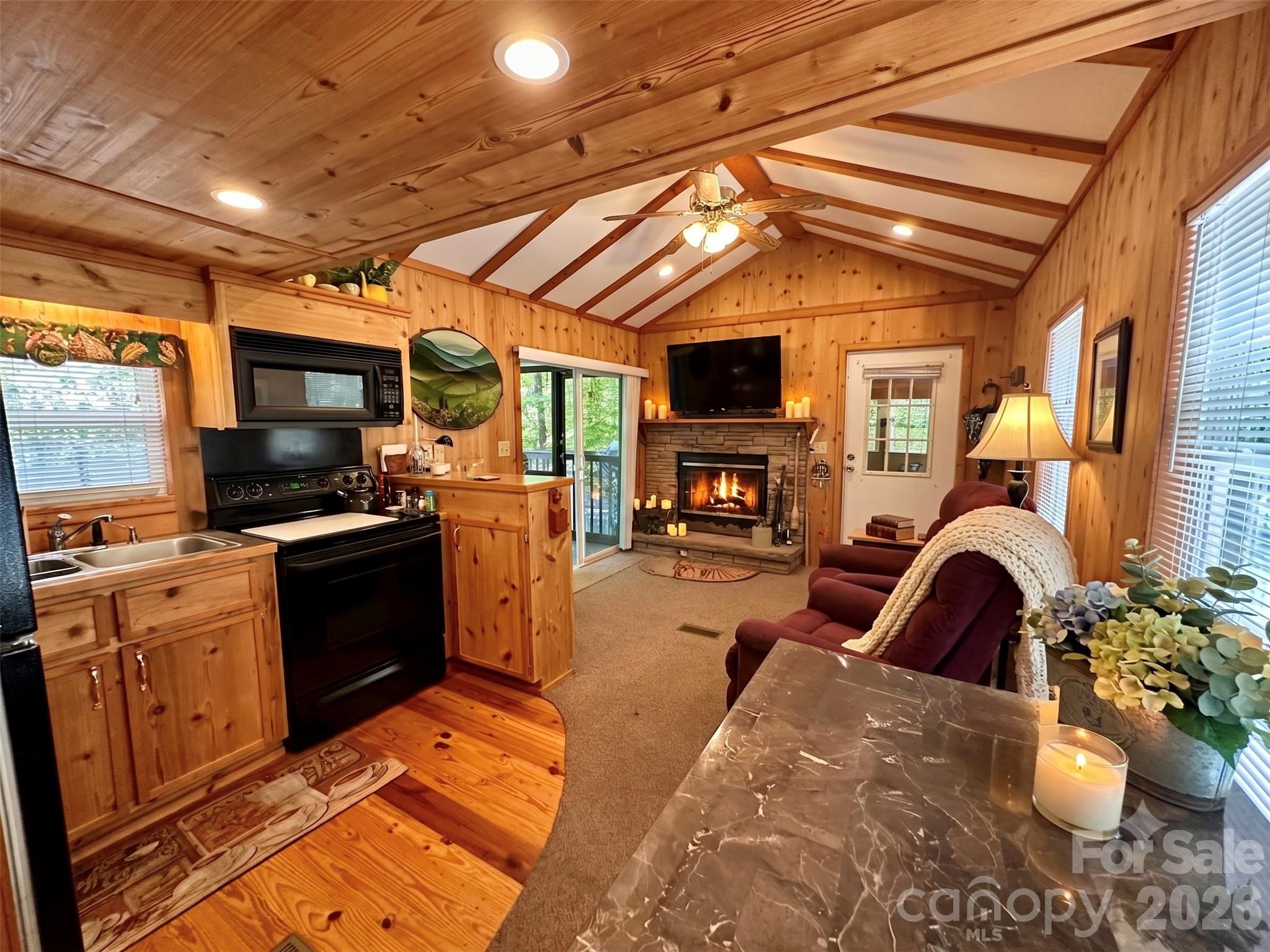 Kitchen - Living Room open concept - Ai Decor - 21 Bear Cub Drive, Spruce Pine