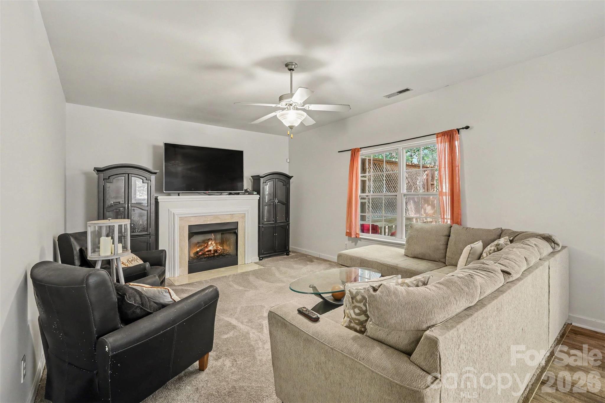 Single Family Residence at 7218 Cascading Pines Drive, Fort Mill, photo 6 of 38