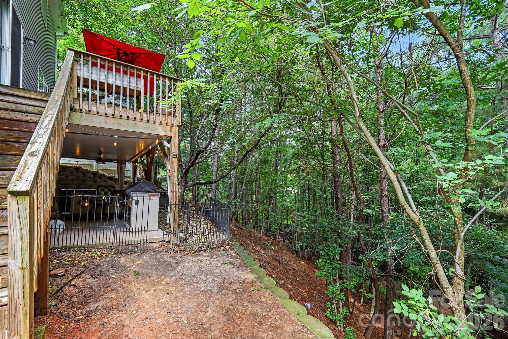 Single Family Residence at 7218 Cascading Pines Drive, Fort Mill, photo 34 of 38