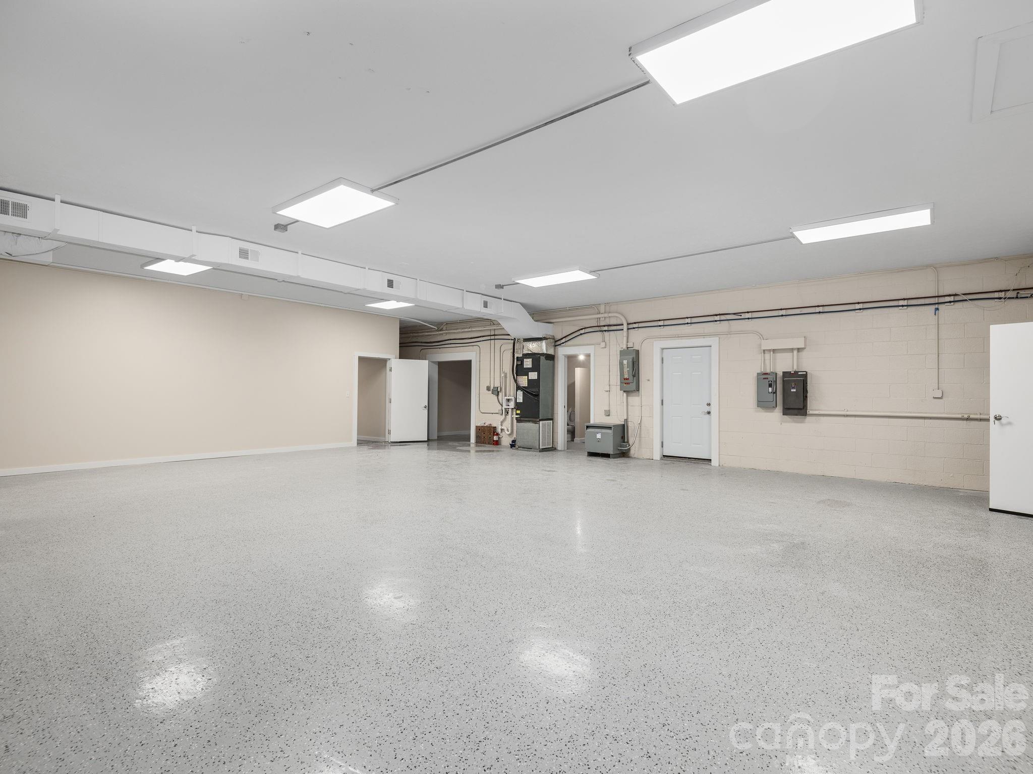 Interior office/flex space - 732 Jonesborough Street, Hendersonville