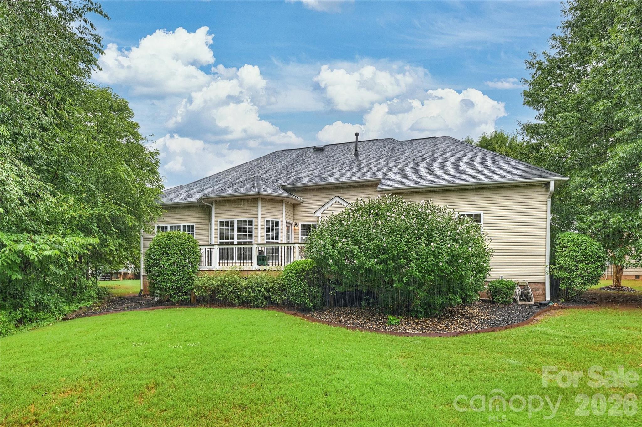 Single Family Residence at 713 Trailhead Lane, Fort Mill, photo 33 of 48