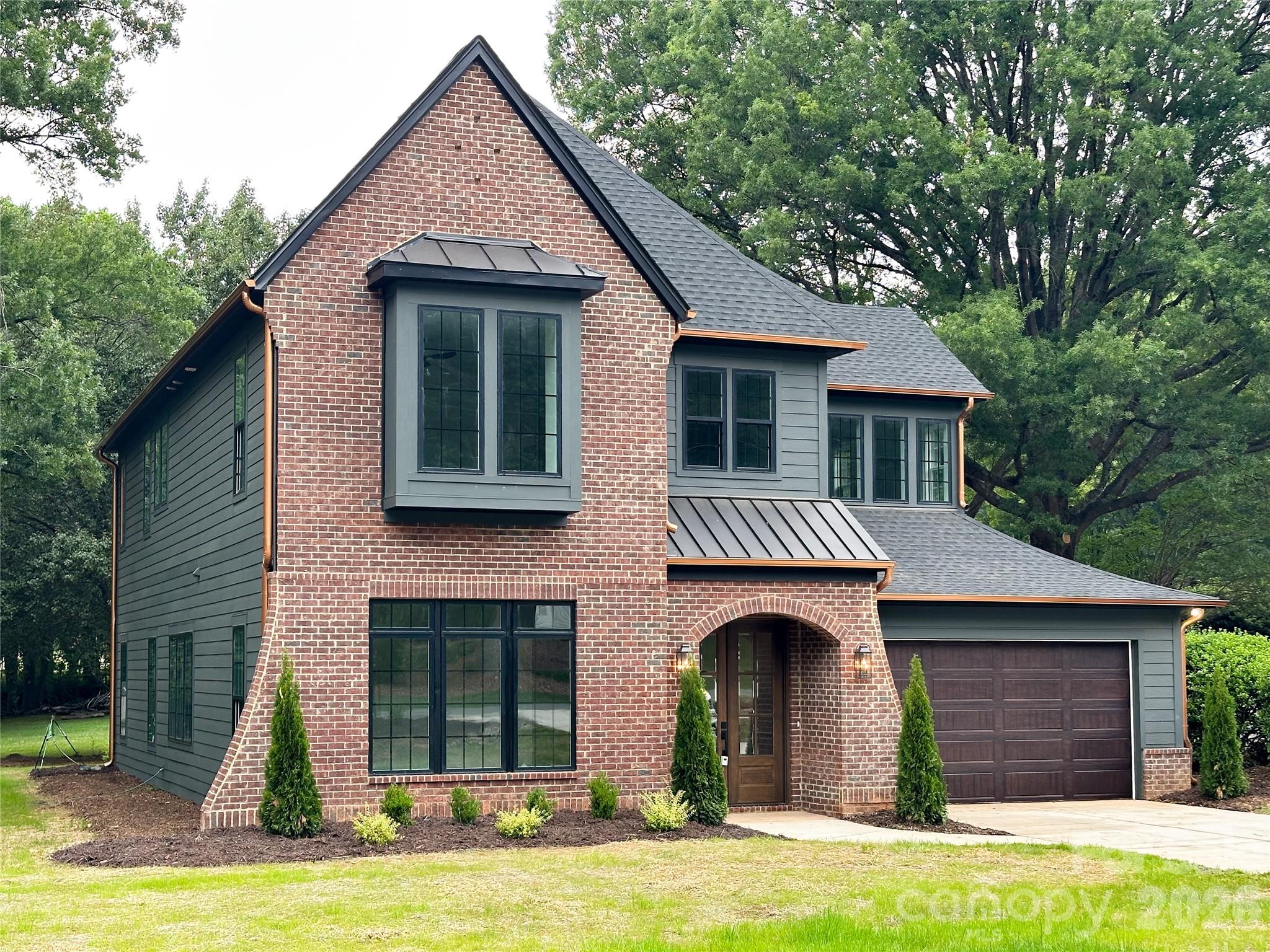 Single Family Residence at 3421 Zelda Lane, Matthews, photo 4 of 35
