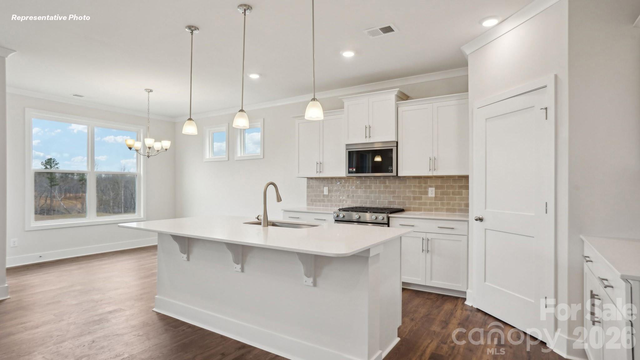 Single Family Residence at 3260 Oberon Street, York, photo 4 of 26