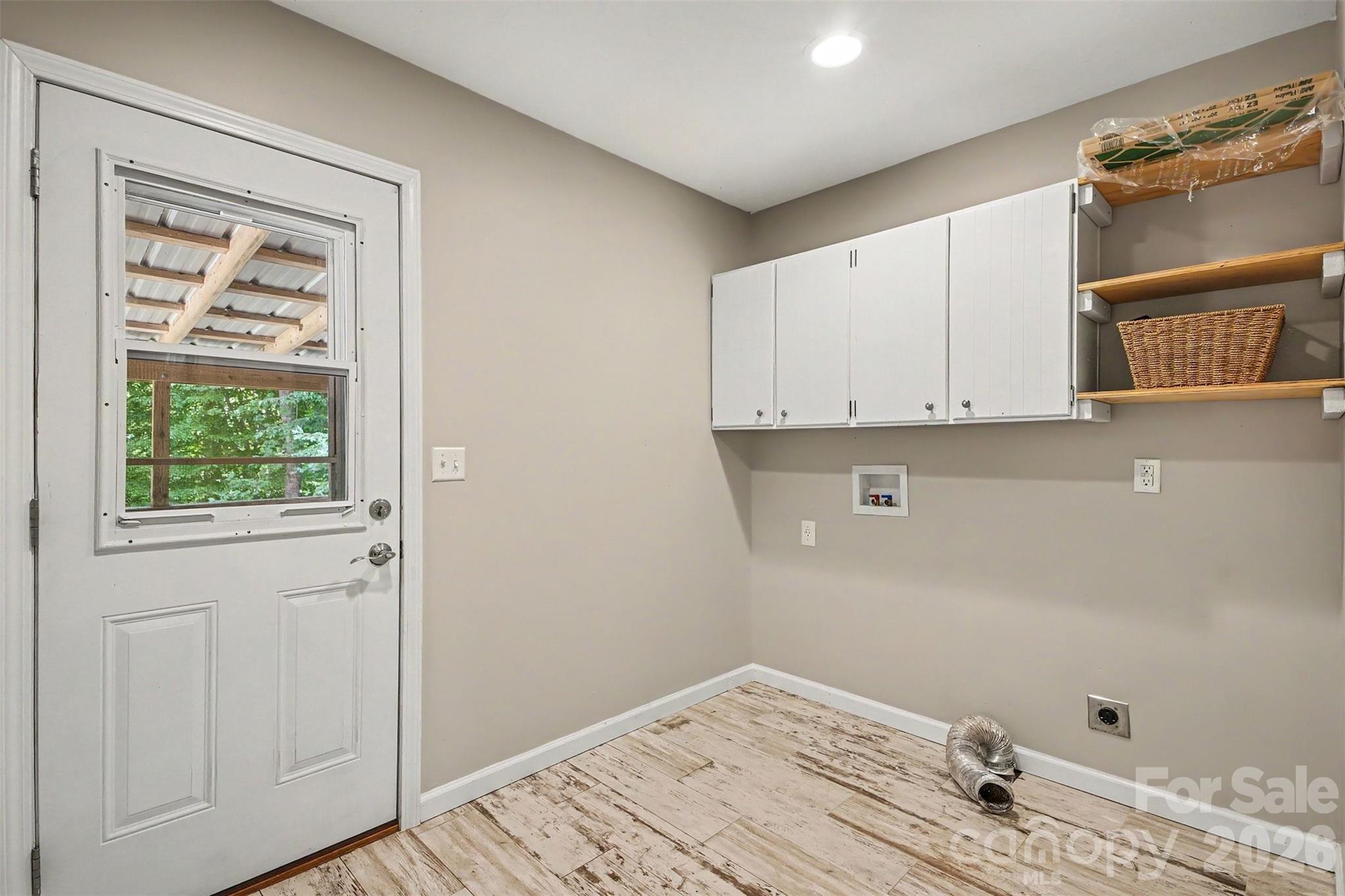 Single Family Residence at 8446 Aqua Lane, Kannapolis, photo 20 of 39