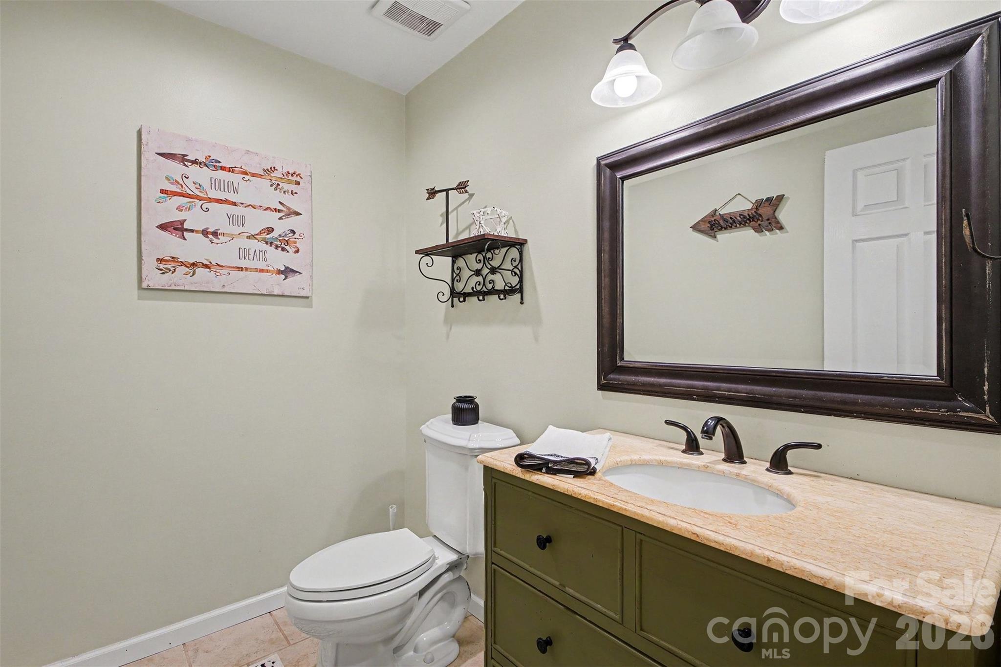 Single Family Residence at 8446 Aqua Lane, Kannapolis, photo 25 of 39