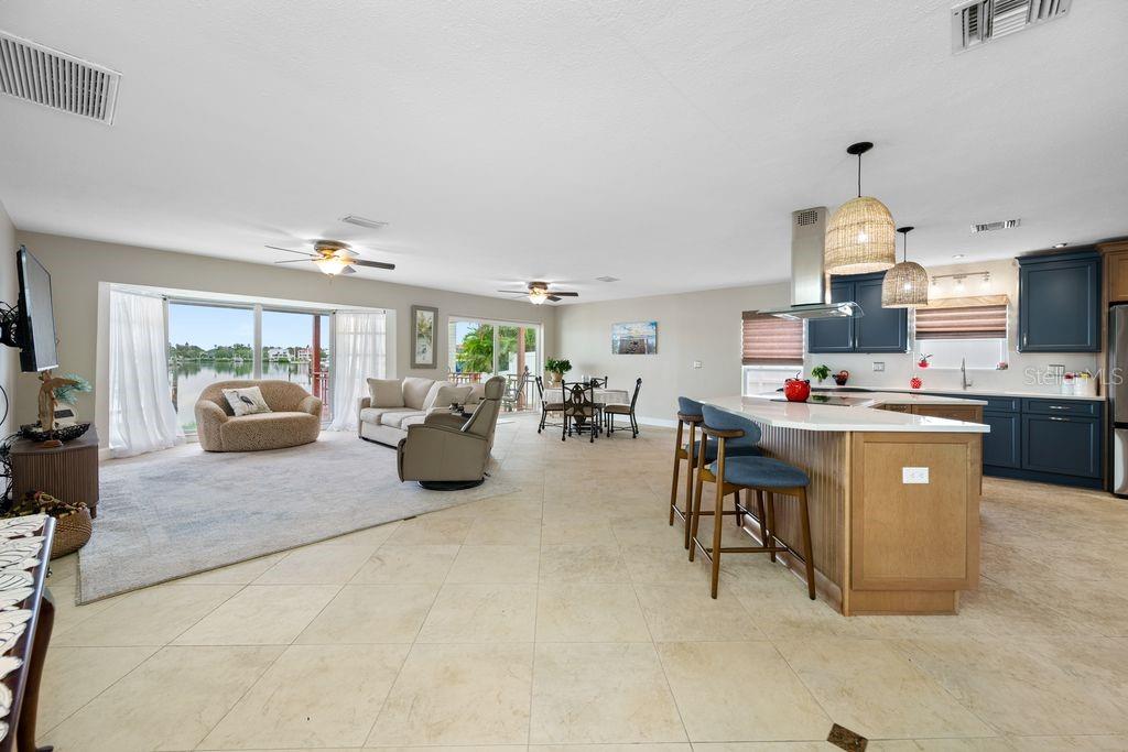 Open Concept Living/Dining/Kitchen - 530 79TH ST S, ST PETERSBURG
