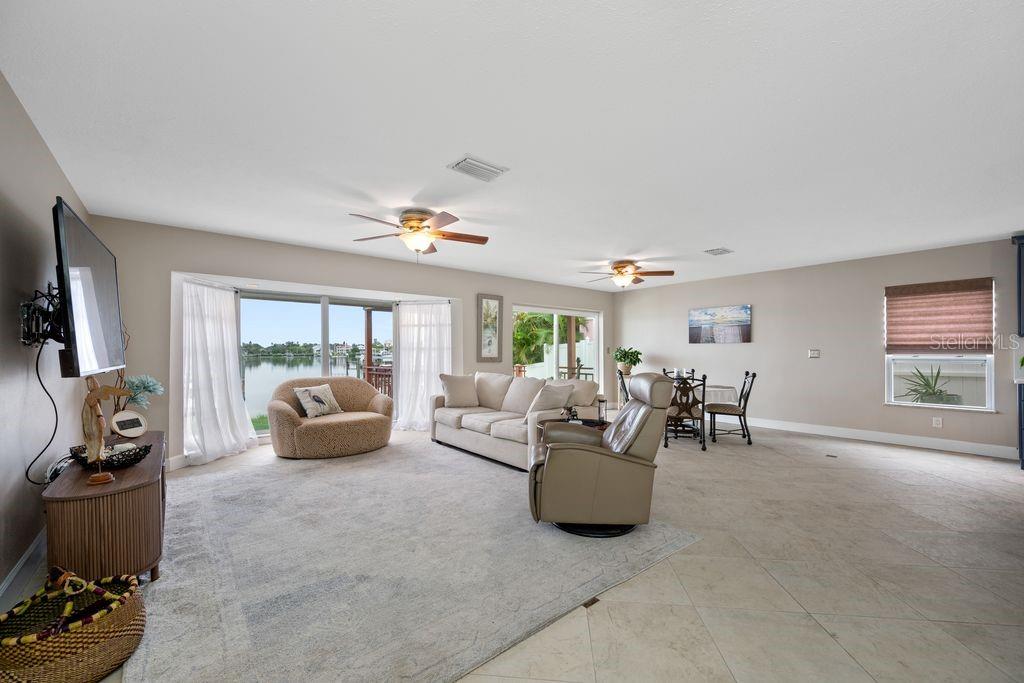 Single Family Residence at 530 79TH ST S, ST PETERSBURG, photo 22 of 54