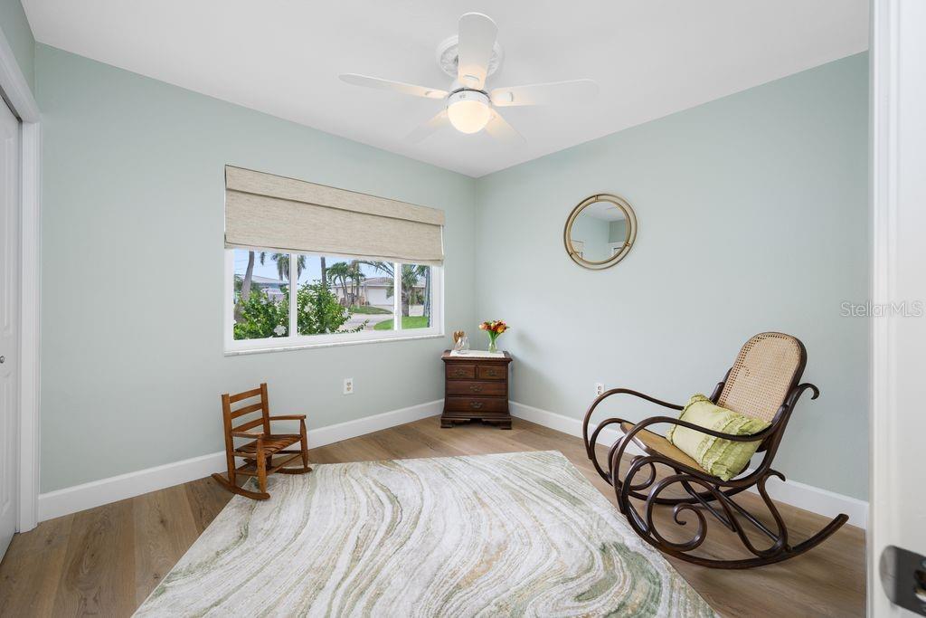 Guest Bedroom at Left of the Hallway - 530 79TH ST S, ST PETERSBURG