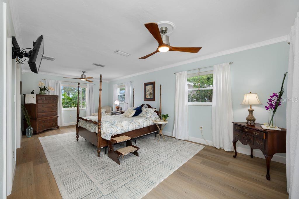 Primary Suite - Approximately 12' X 24' - 530 79TH ST S, ST PETERSBURG