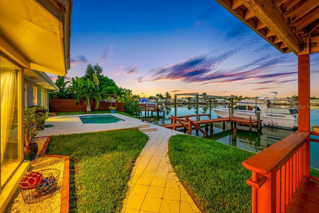 Your Slice of Paradise! - 530 79TH ST S, ST PETERSBURG