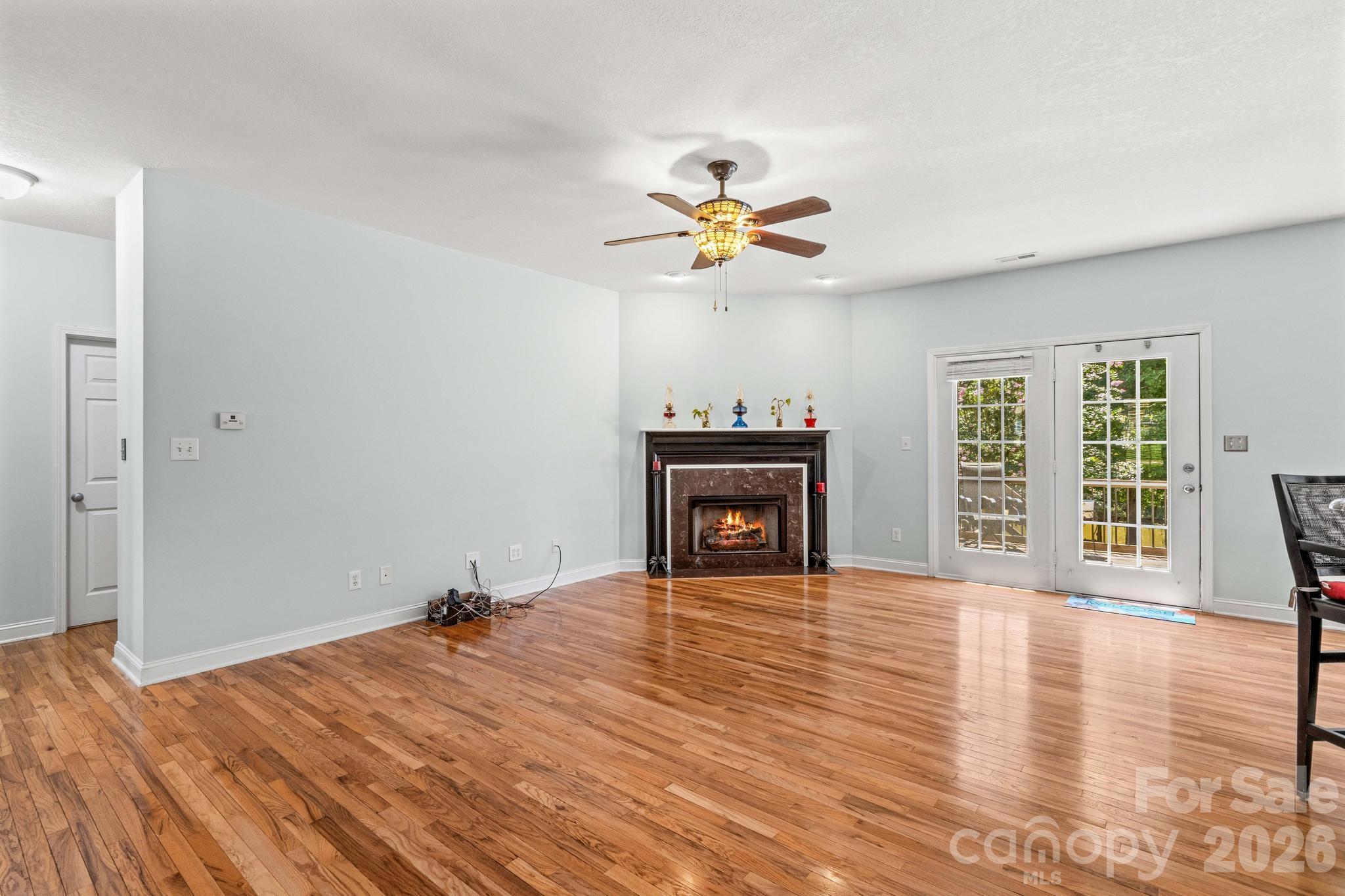 Single Family Residence at 276 Falcon Crest Lane, Salisbury, photo 9 of 48