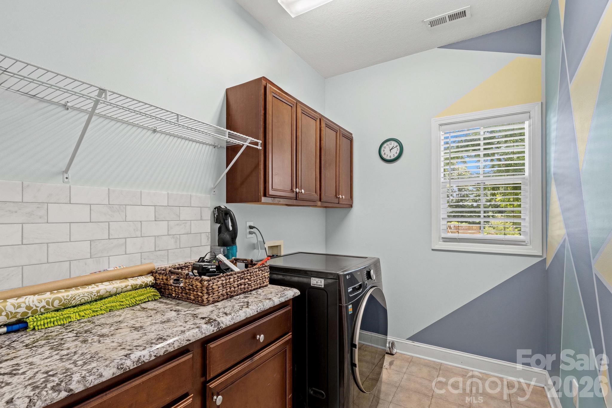 Single Family Residence at 276 Falcon Crest Lane, Salisbury, photo 25 of 48