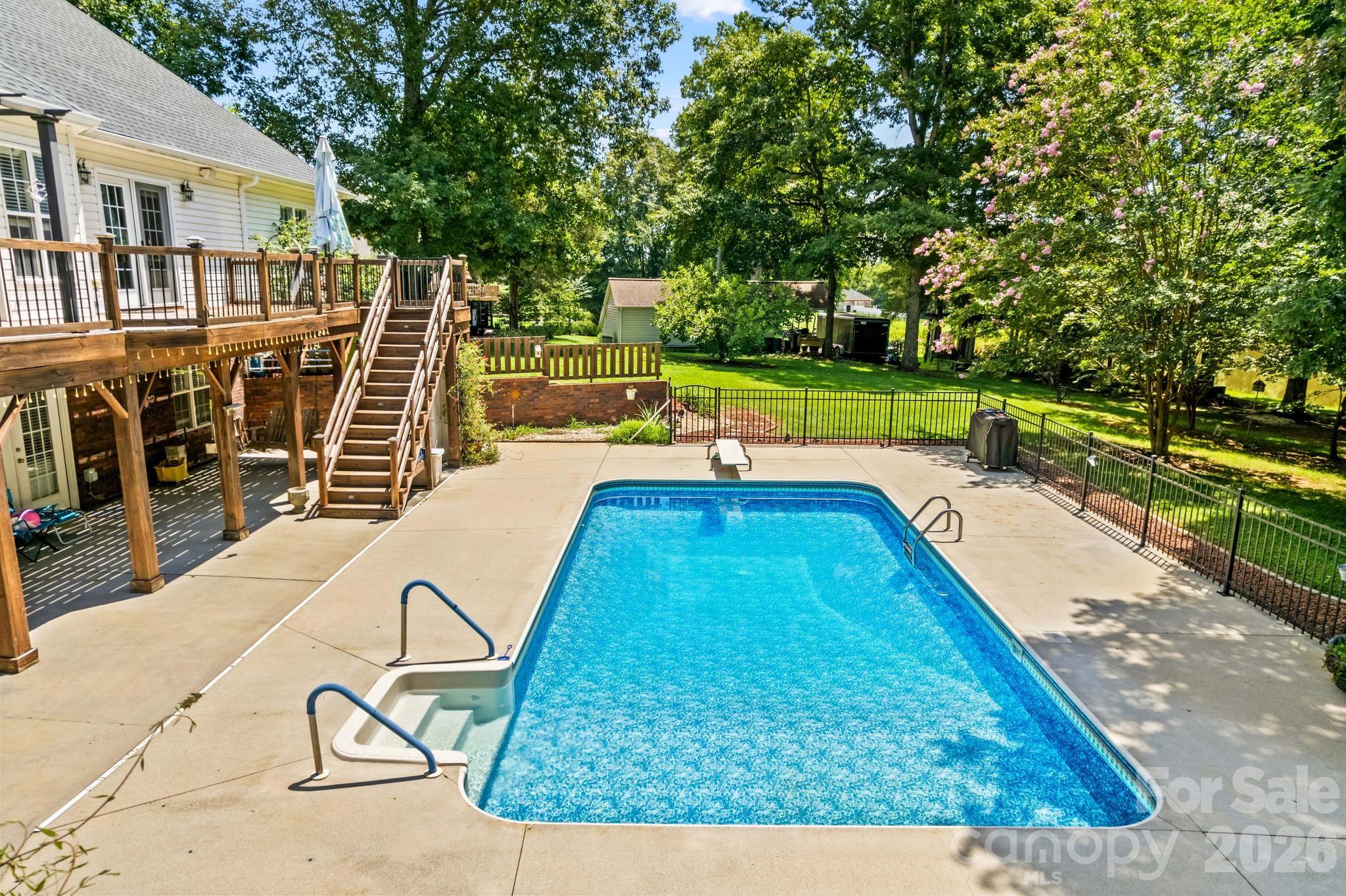 Single Family Residence at 276 Falcon Crest Lane, Salisbury, photo 32 of 48
