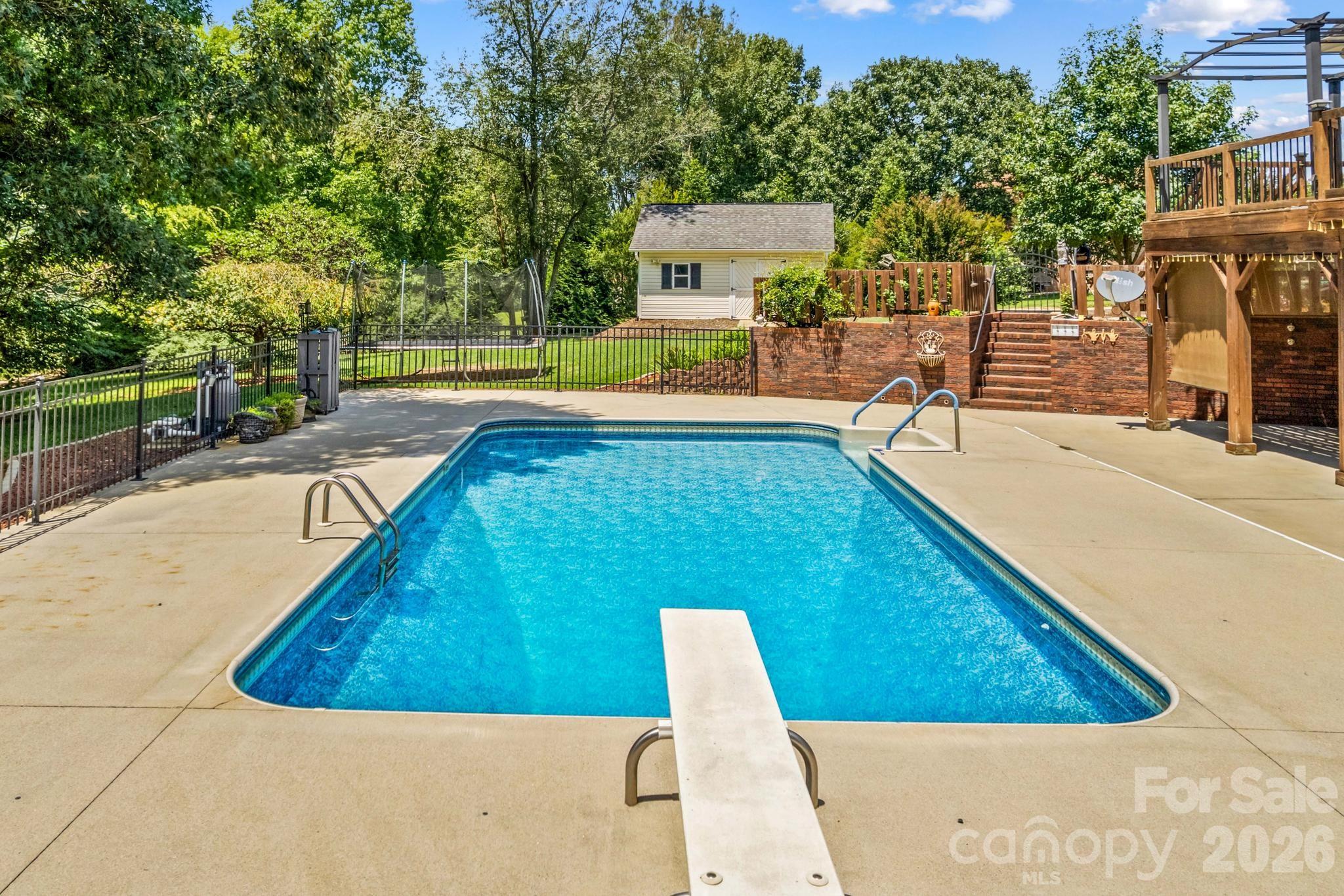 Single Family Residence at 276 Falcon Crest Lane, Salisbury, photo 35 of 48