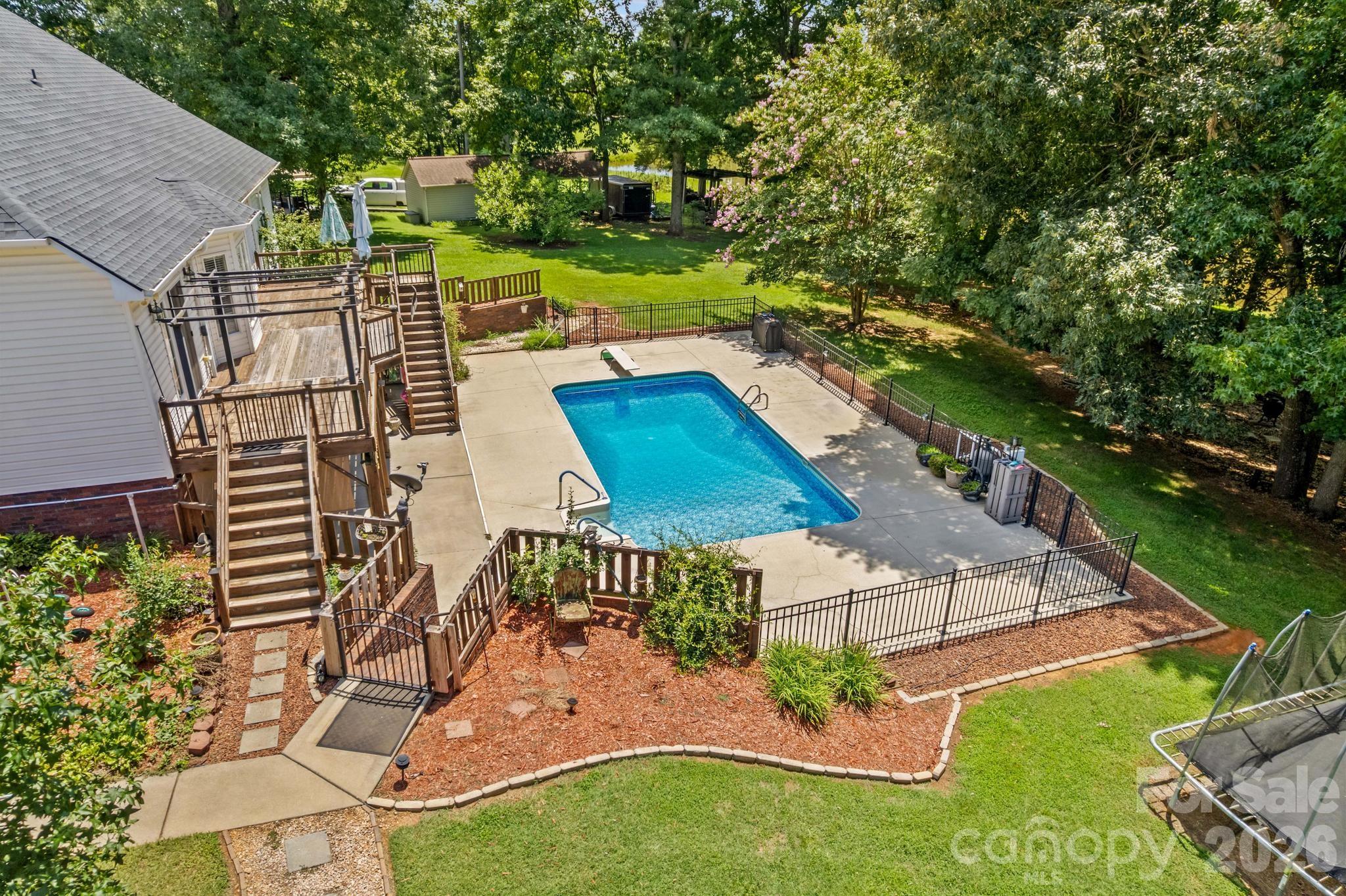 Single Family Residence at 276 Falcon Crest Lane, Salisbury, photo 37 of 48