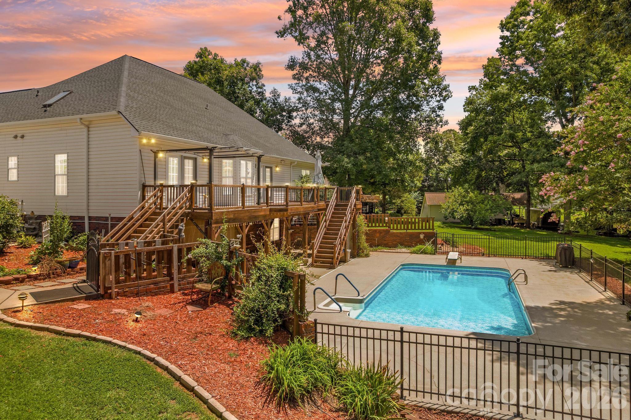 Single Family Residence at 276 Falcon Crest Lane, Salisbury, photo 38 of 48