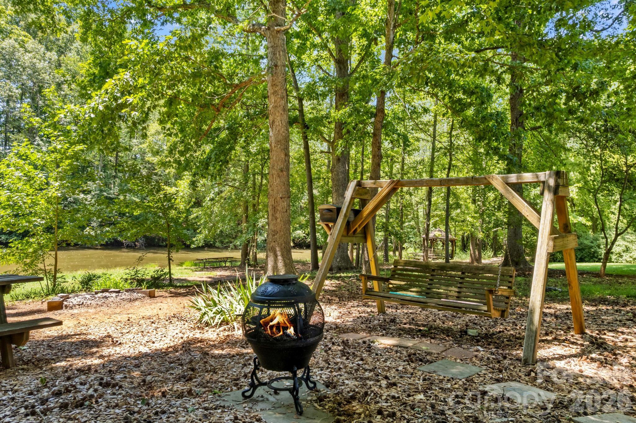 Single Family Residence at 276 Falcon Crest Lane, Salisbury, photo 44 of 48