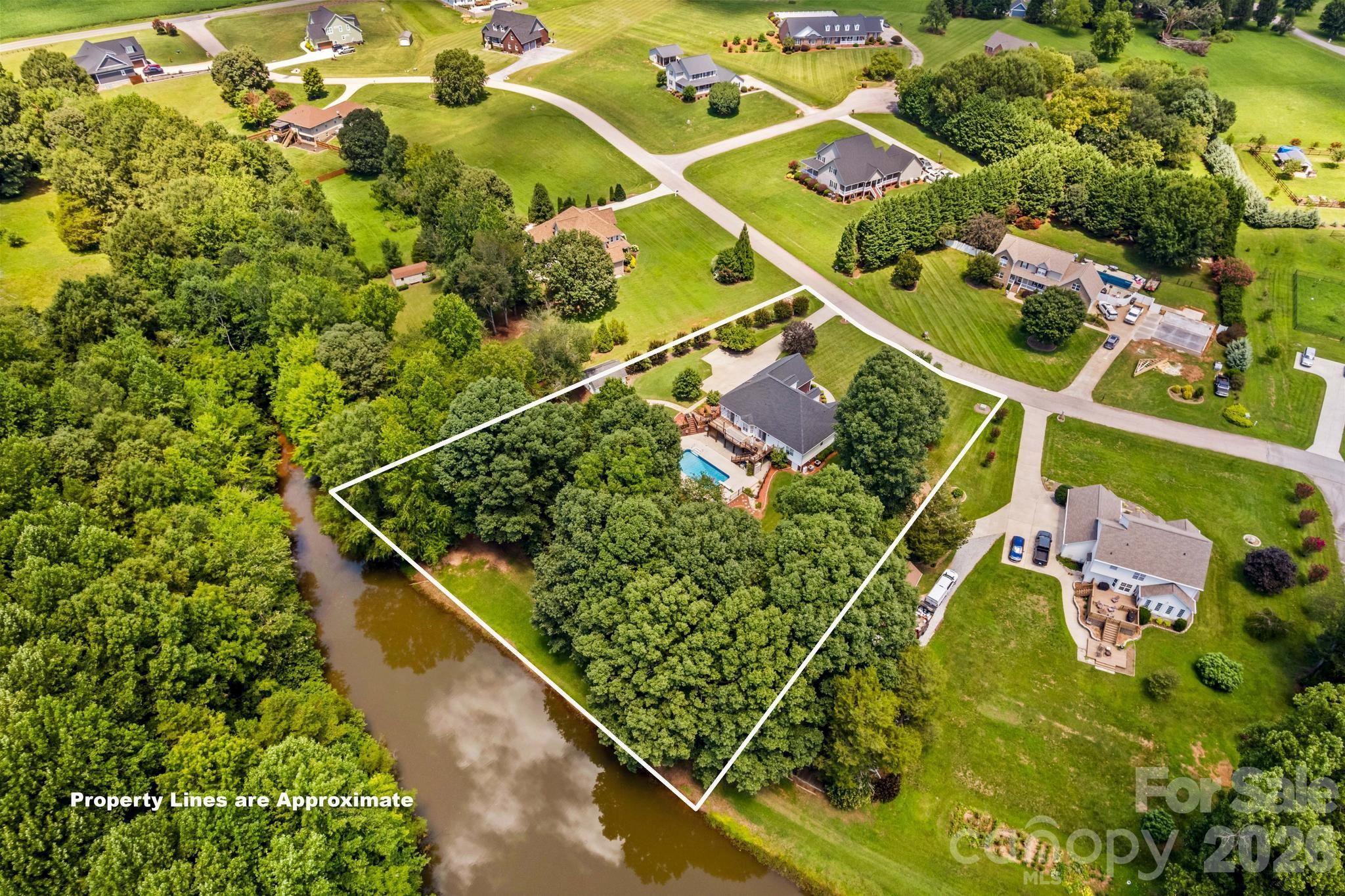 Single Family Residence at 276 Falcon Crest Lane, Salisbury, photo 46 of 48