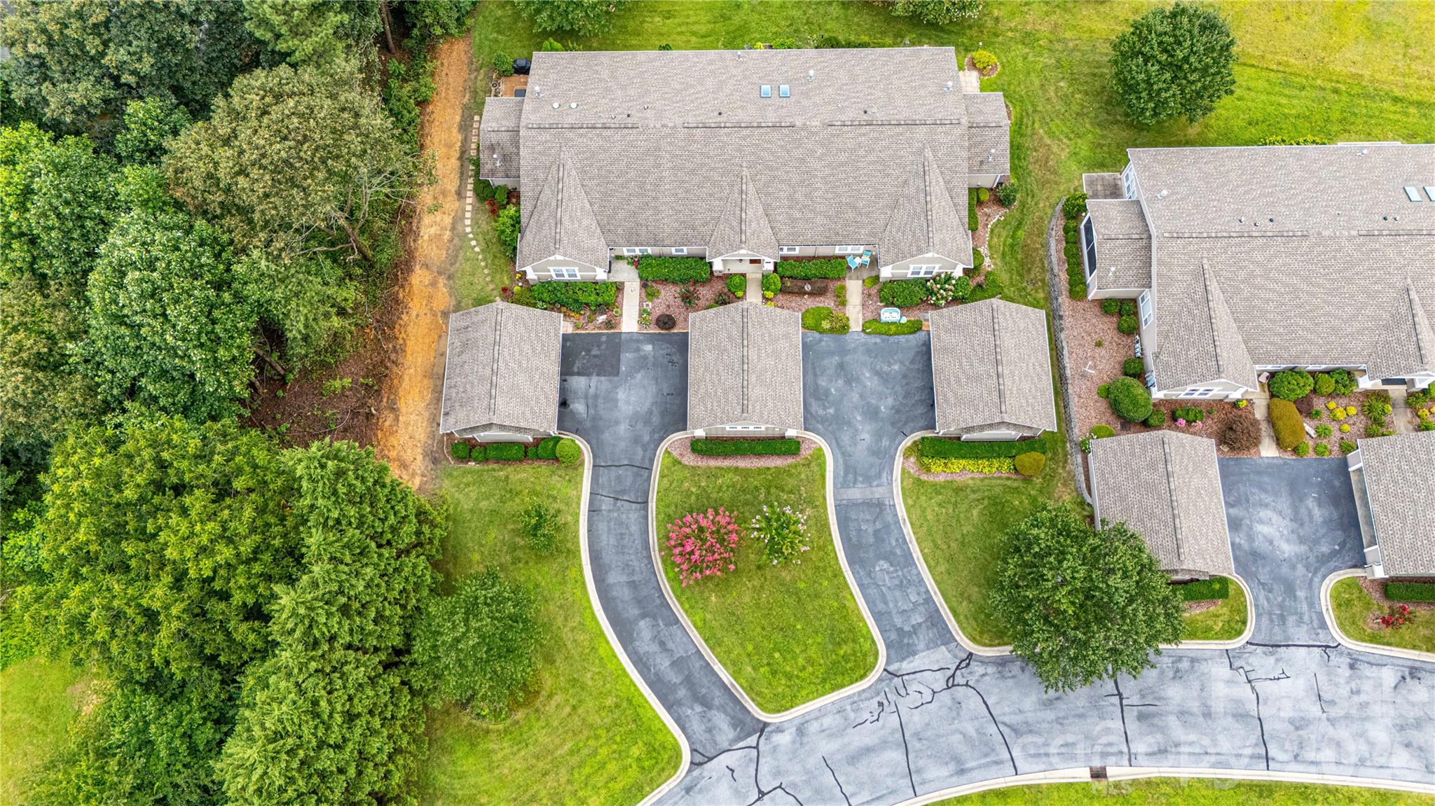 Townhouse at 5303 Wood Duck Way, Hendersonville, photo 3 of 38