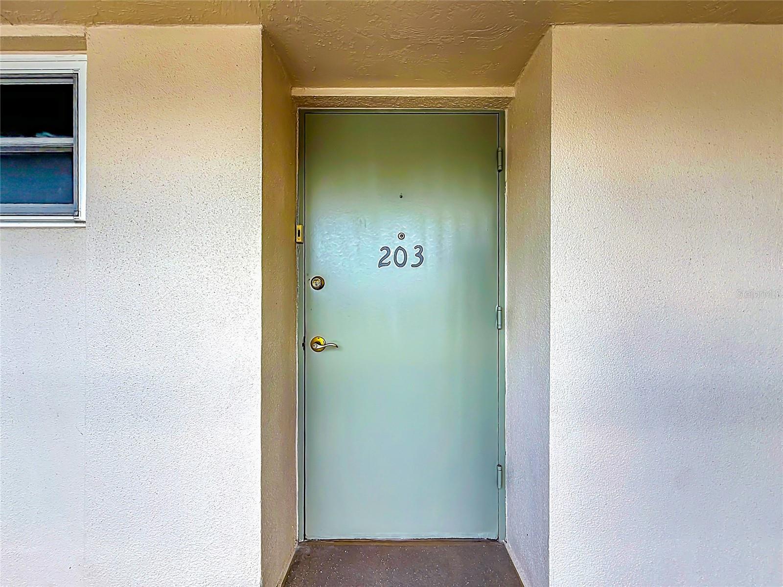 Condominium at 9945 47TH AVE N #203, ST PETERSBURG, photo 5 of 65