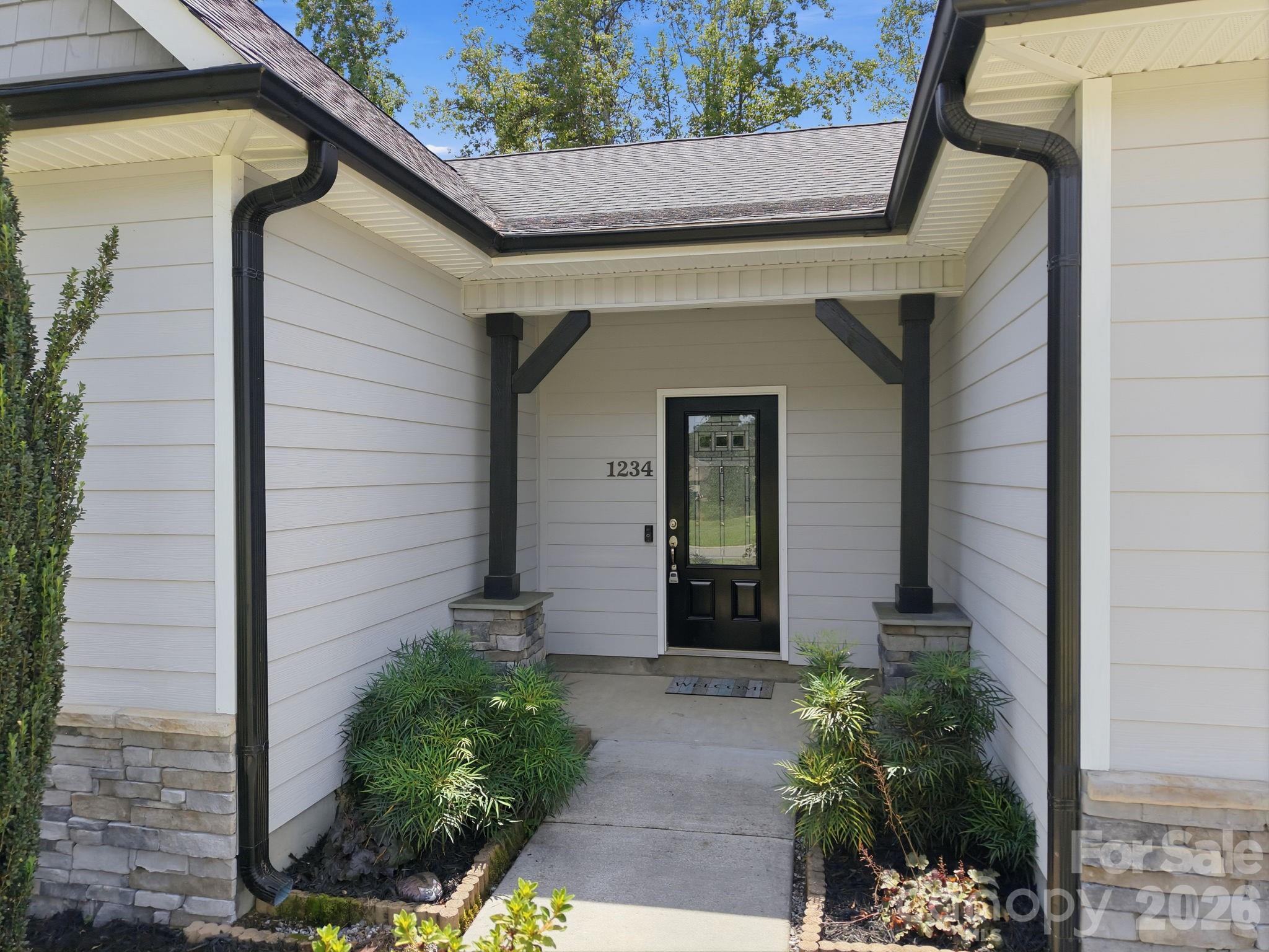 Single Family Residence at 1234 Stonewyck Drive, Salisbury, photo 3 of 44