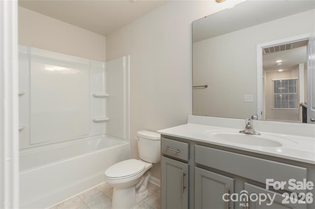 Townhouse at 5276 Lashawn Lane, Stanley, photo 8 of 12