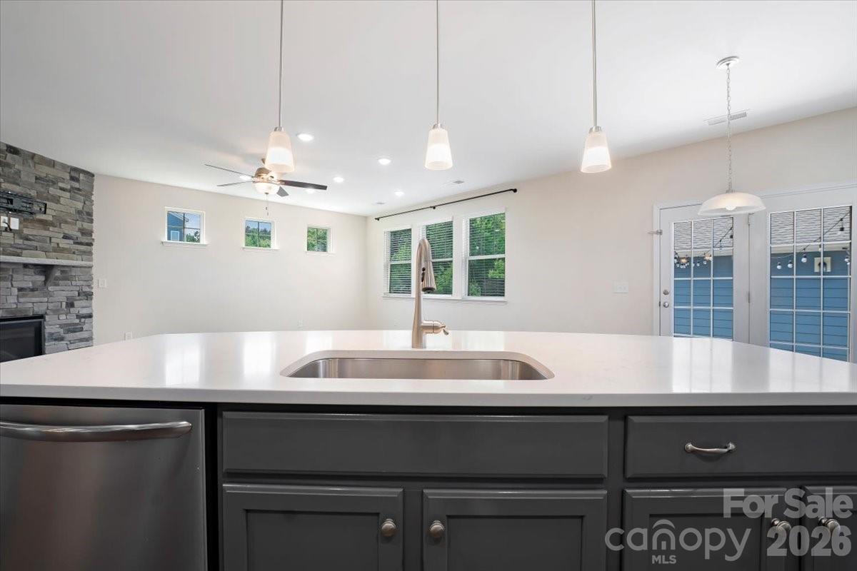 Single Family Residence at 15505 Davidson East Drive, Davidson, photo 14 of 48