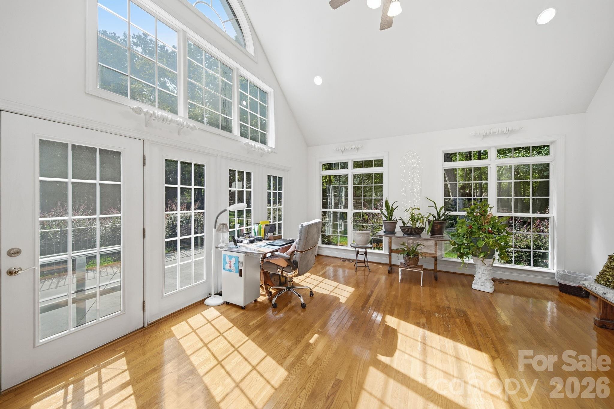 Beautiful sunroom - 2806 Iveywood Drive, Monroe