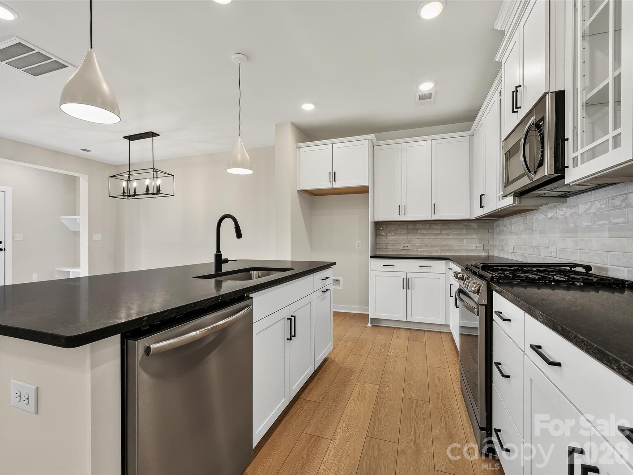 Kitchen - 11411 Prosperity Church Road, Huntersville