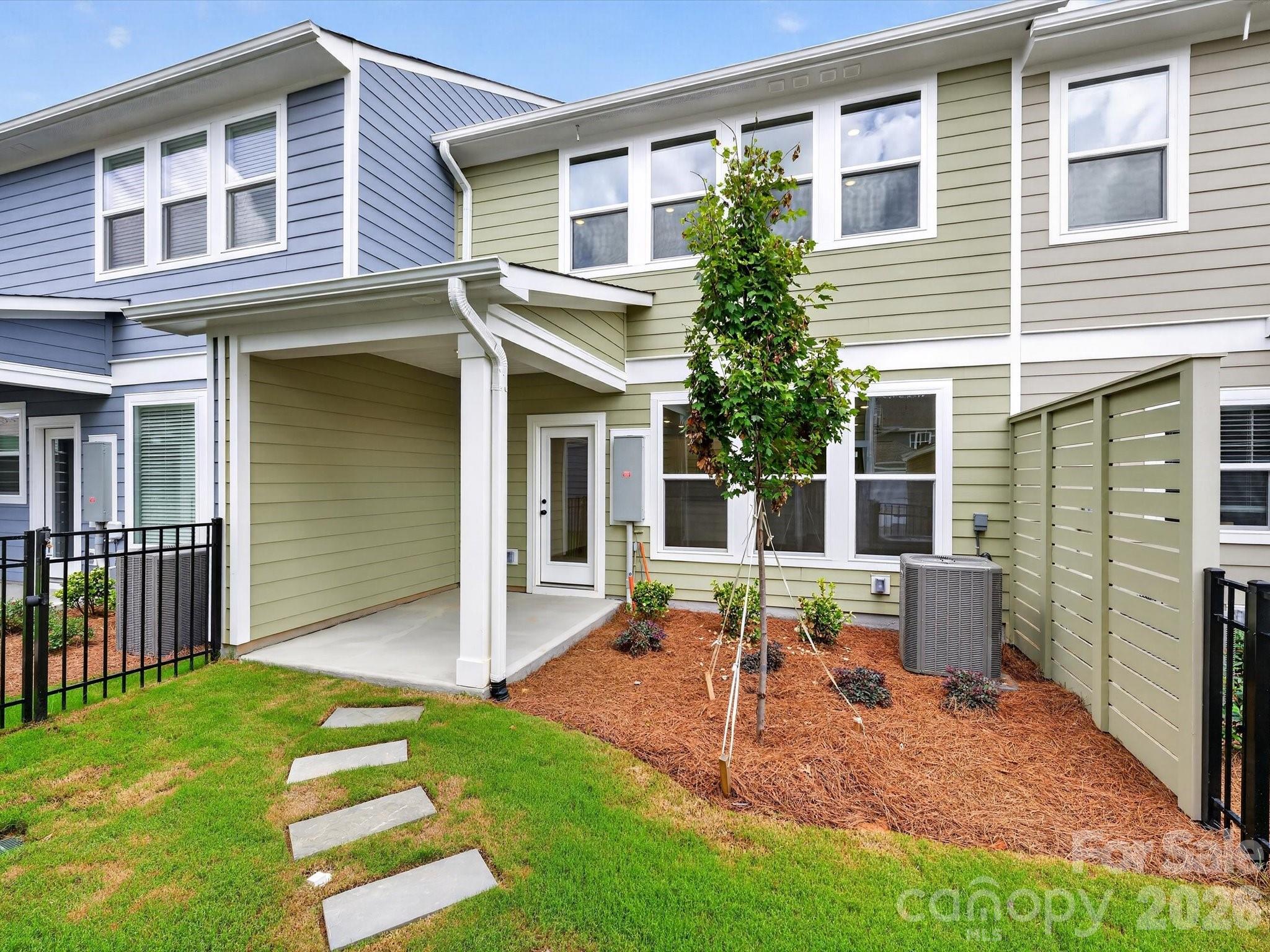 Covered Porch - 11411 Prosperity Church Road, Huntersville