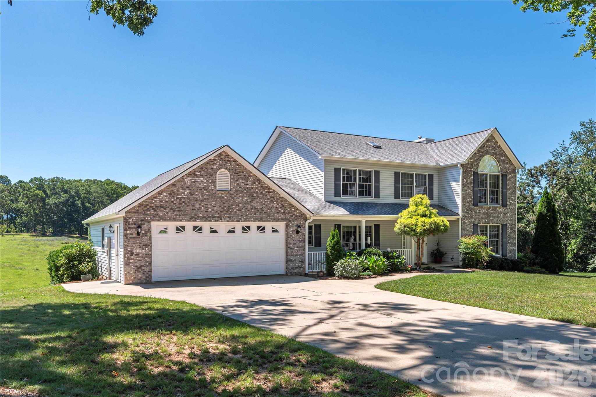 Single Family Residence at 35 Forest Knoll Drive, Weaverville, photo 3 of 33