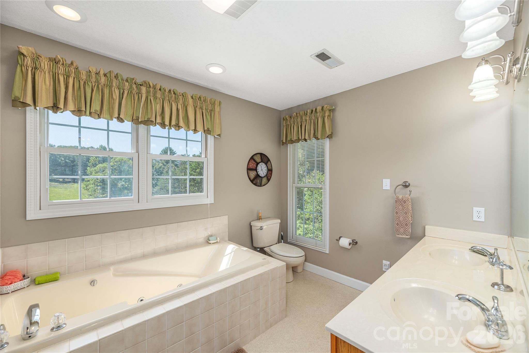 Single Family Residence at 35 Forest Knoll Drive, Weaverville, photo 13 of 33