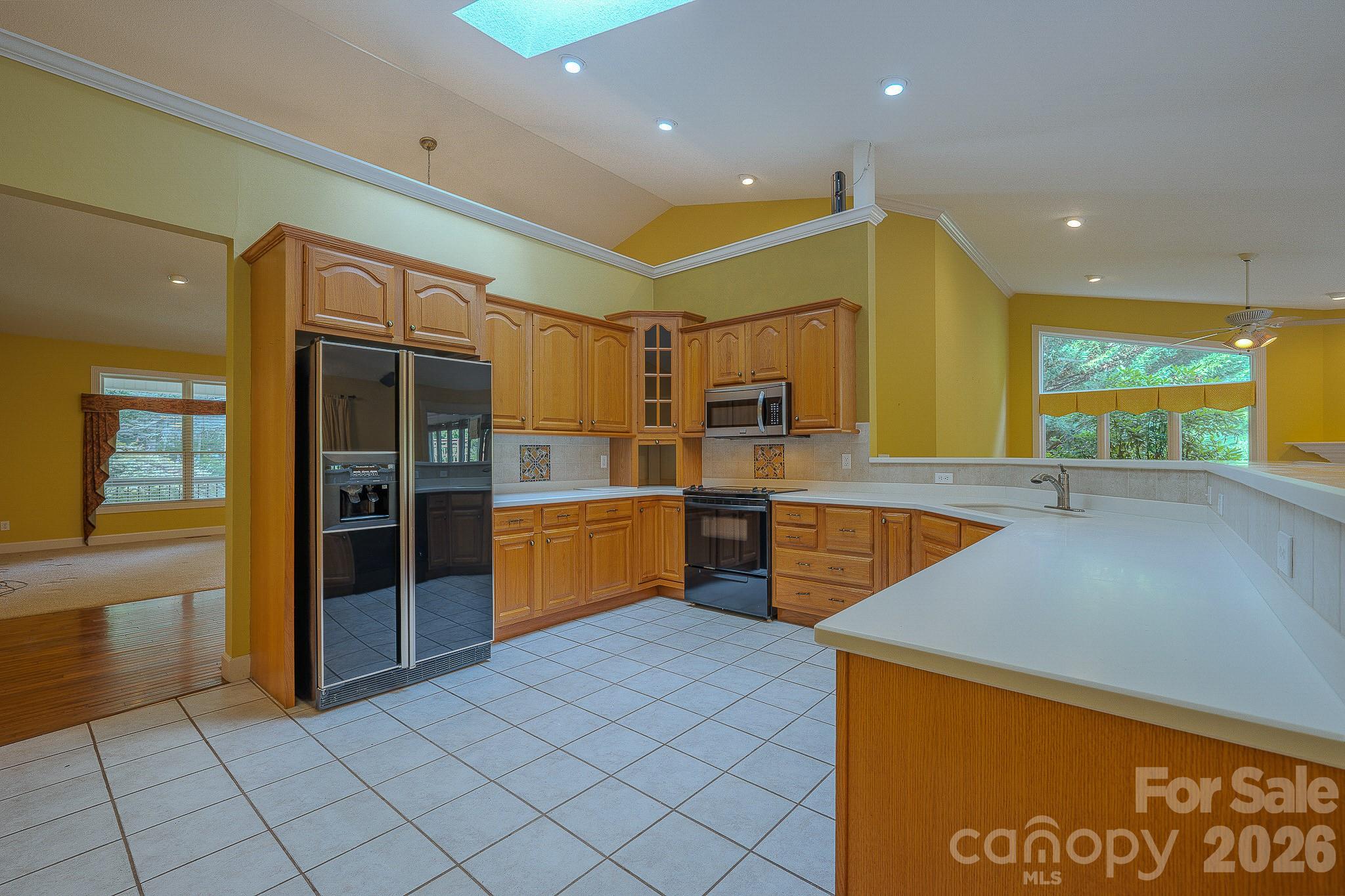 Single Family Residence at 5 Kari Circle, Candler, photo 10 of 44
