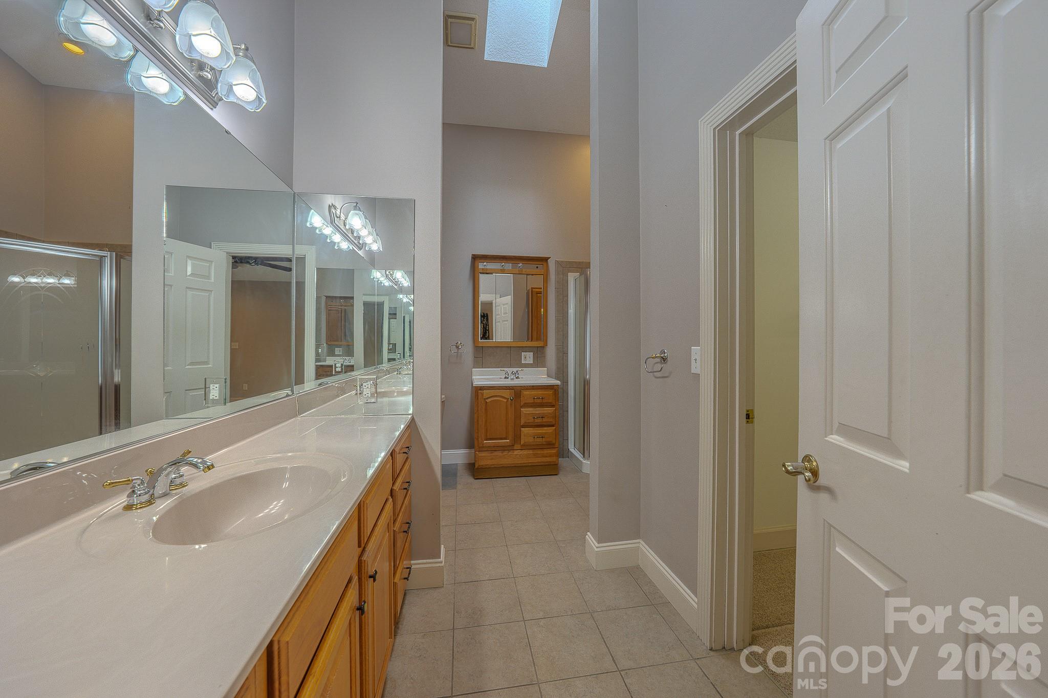 Single Family Residence at 5 Kari Circle, Candler, photo 19 of 44