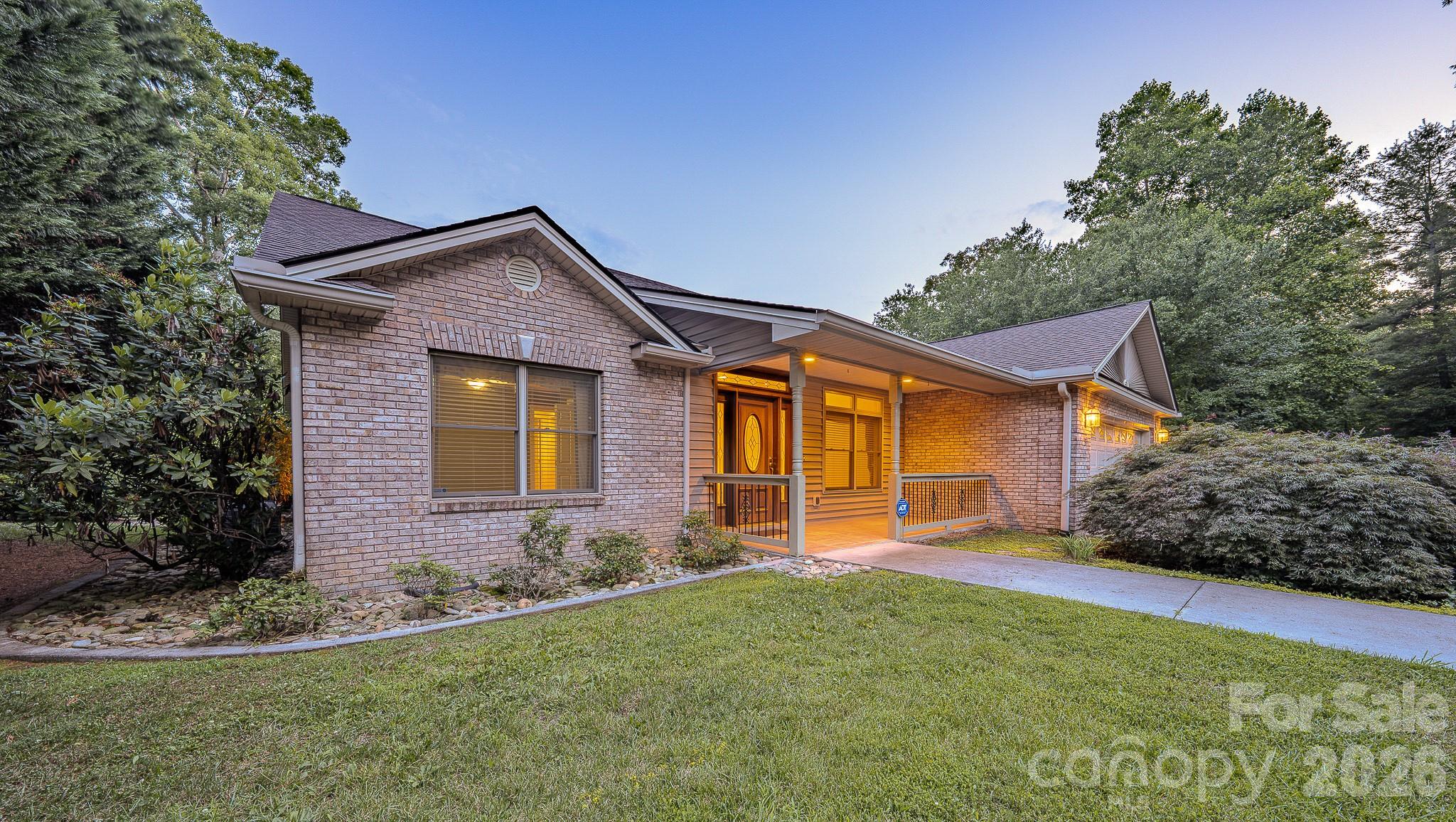 Single Family Residence at 5 Kari Circle, Candler, photo 36 of 44