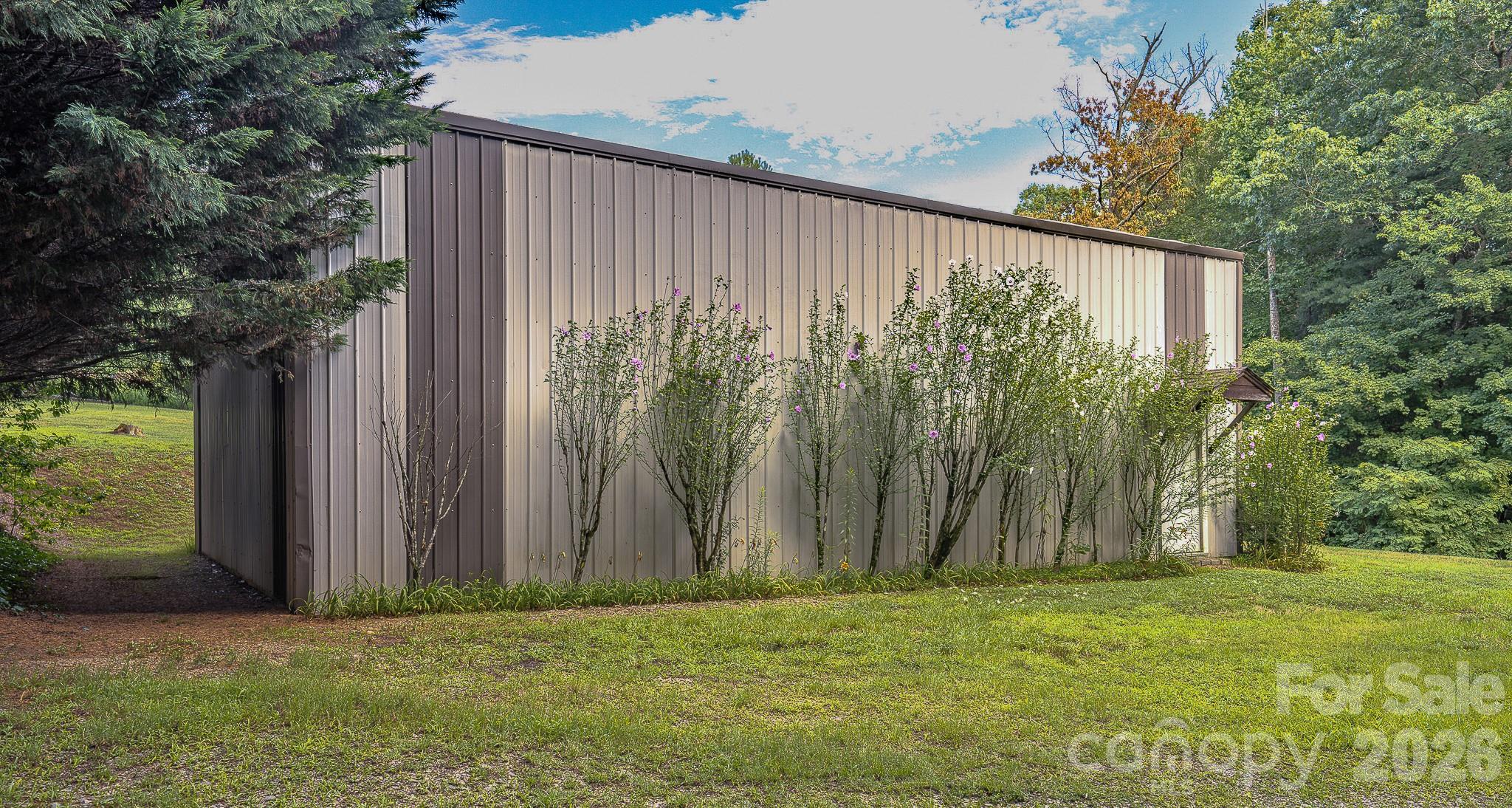 RV garage or hobby building - 5 Kari Circle, Candler