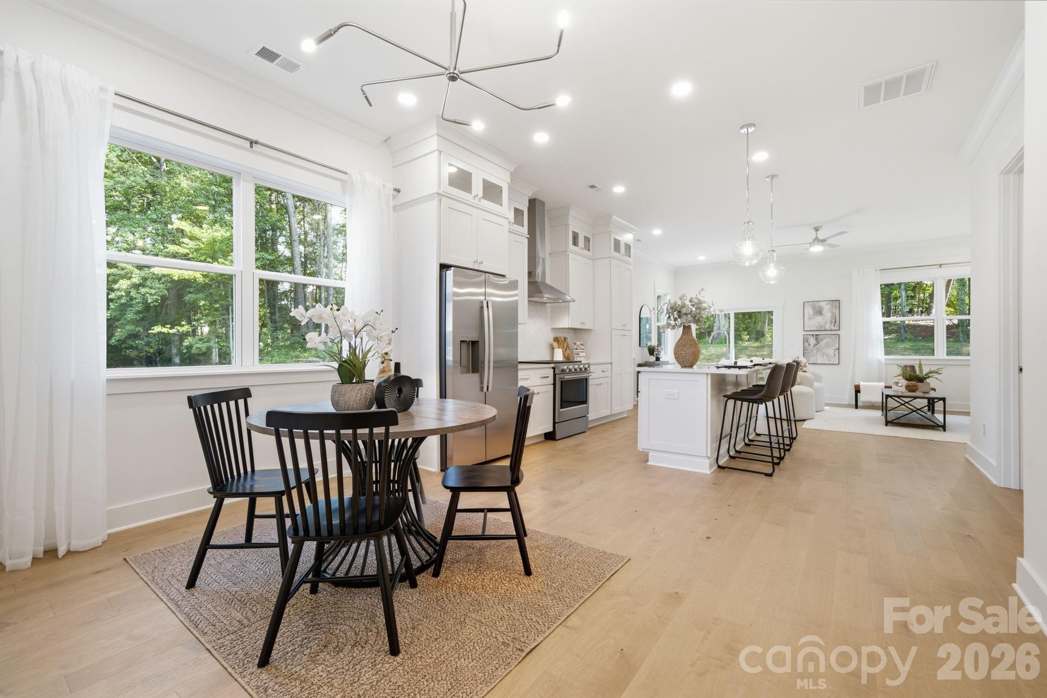 Open yet dedicated dining area - 612 Camelot Drive, Salisbury