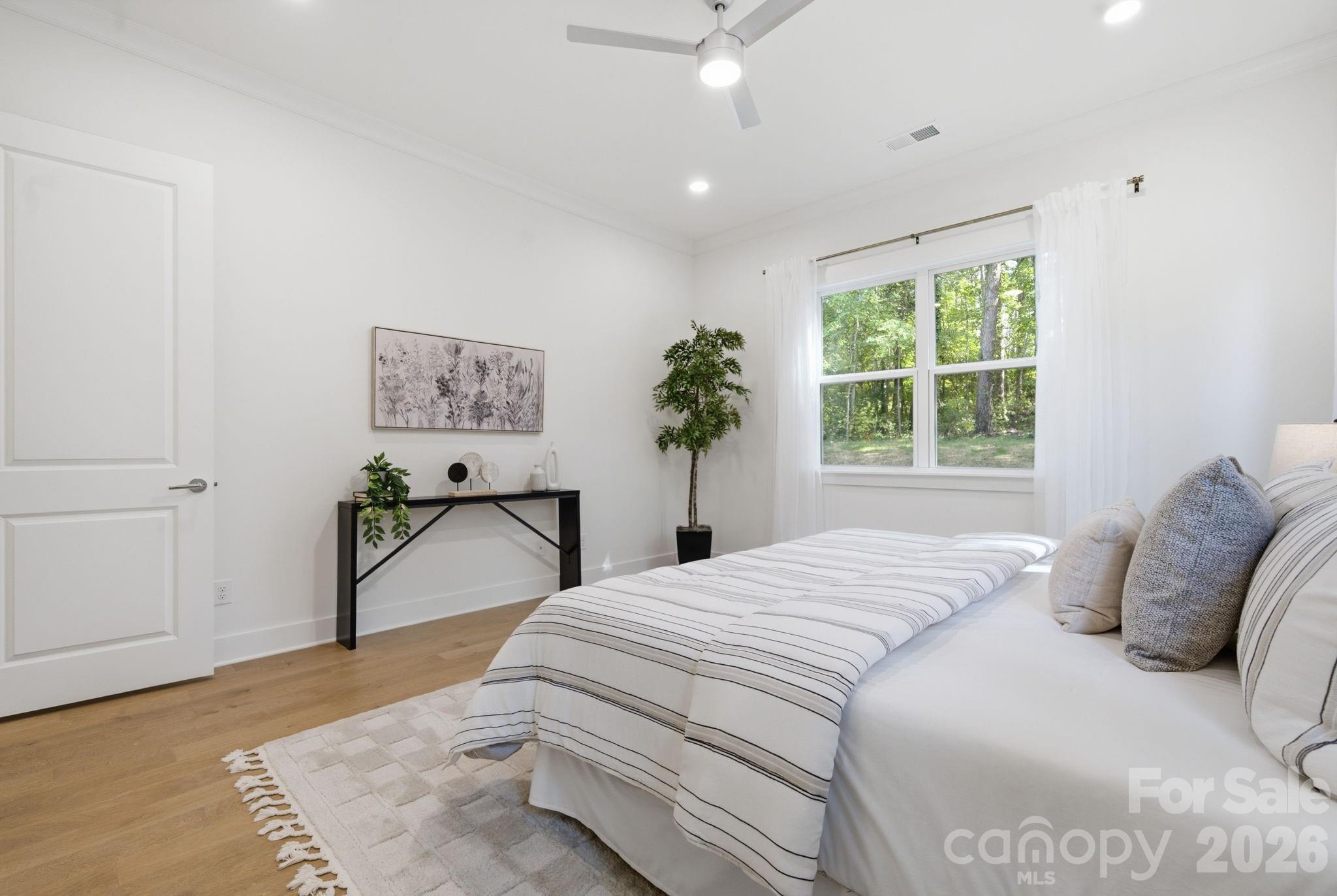 Beautiful primary suite on main - 612 Camelot Drive, Salisbury