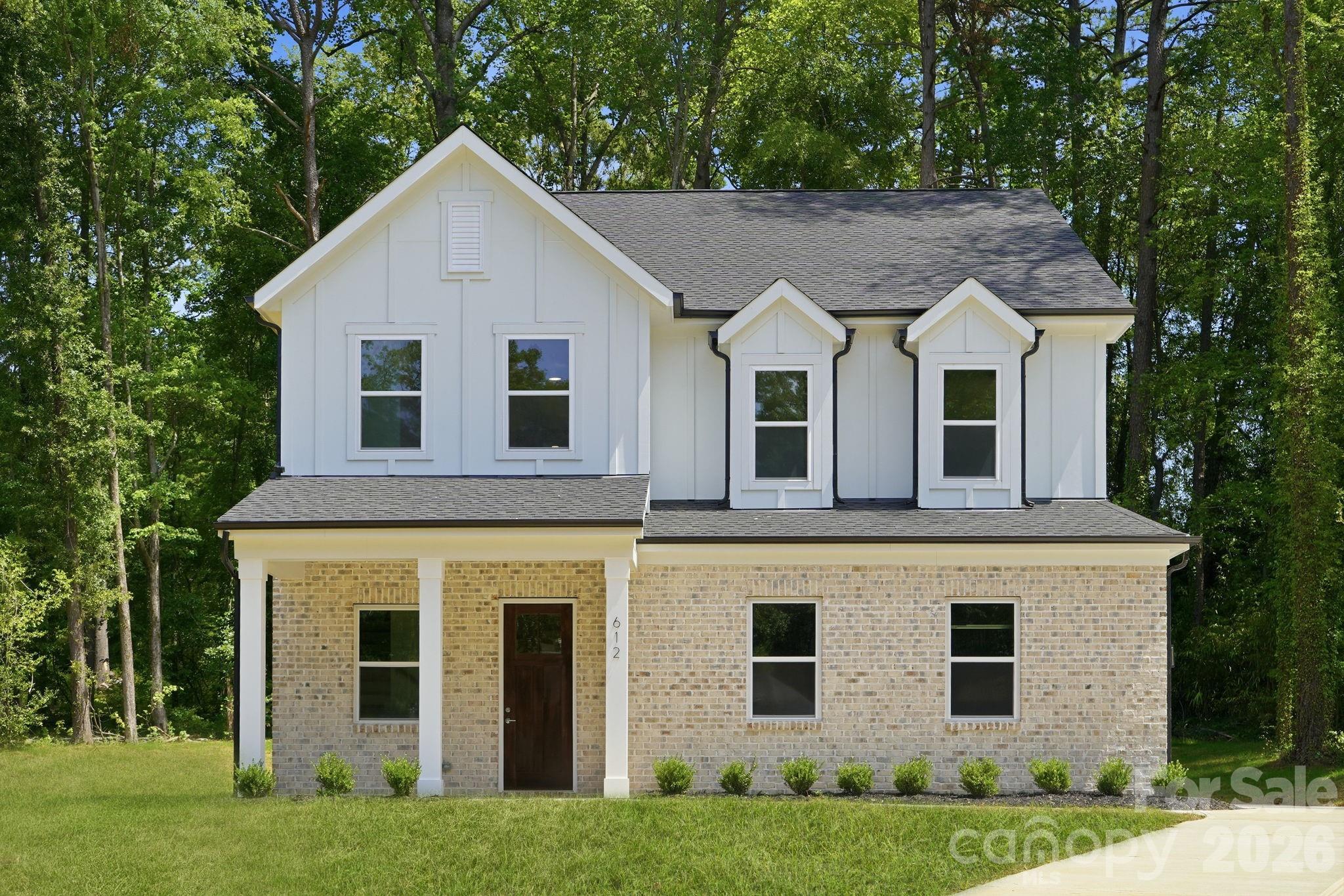 612 Camelot Drive