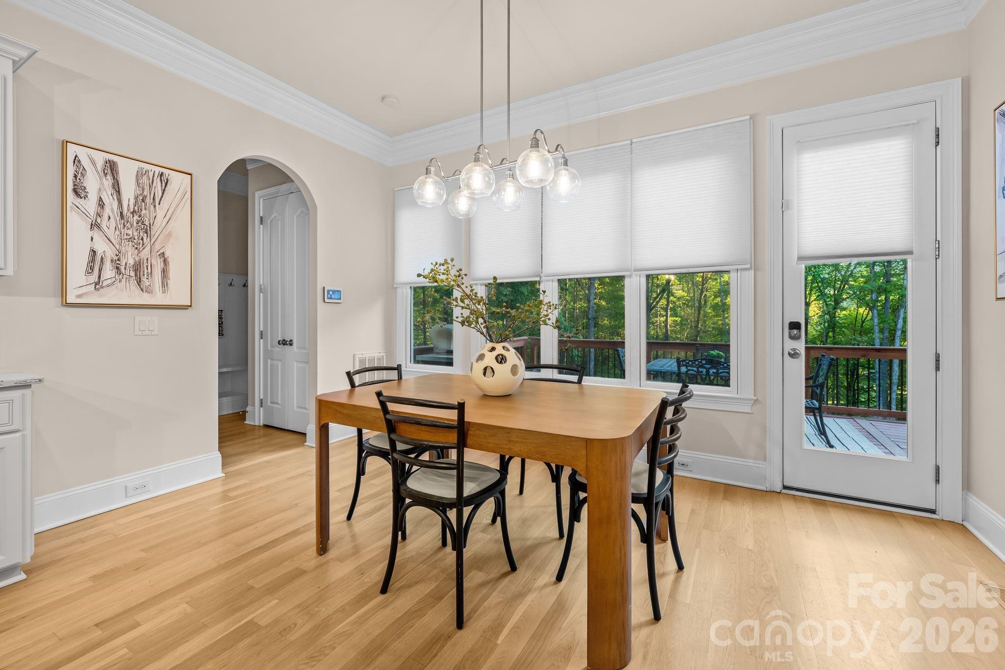 Single Family Residence at 107 Mcauley Court, Mooresville, photo 10 of 44
