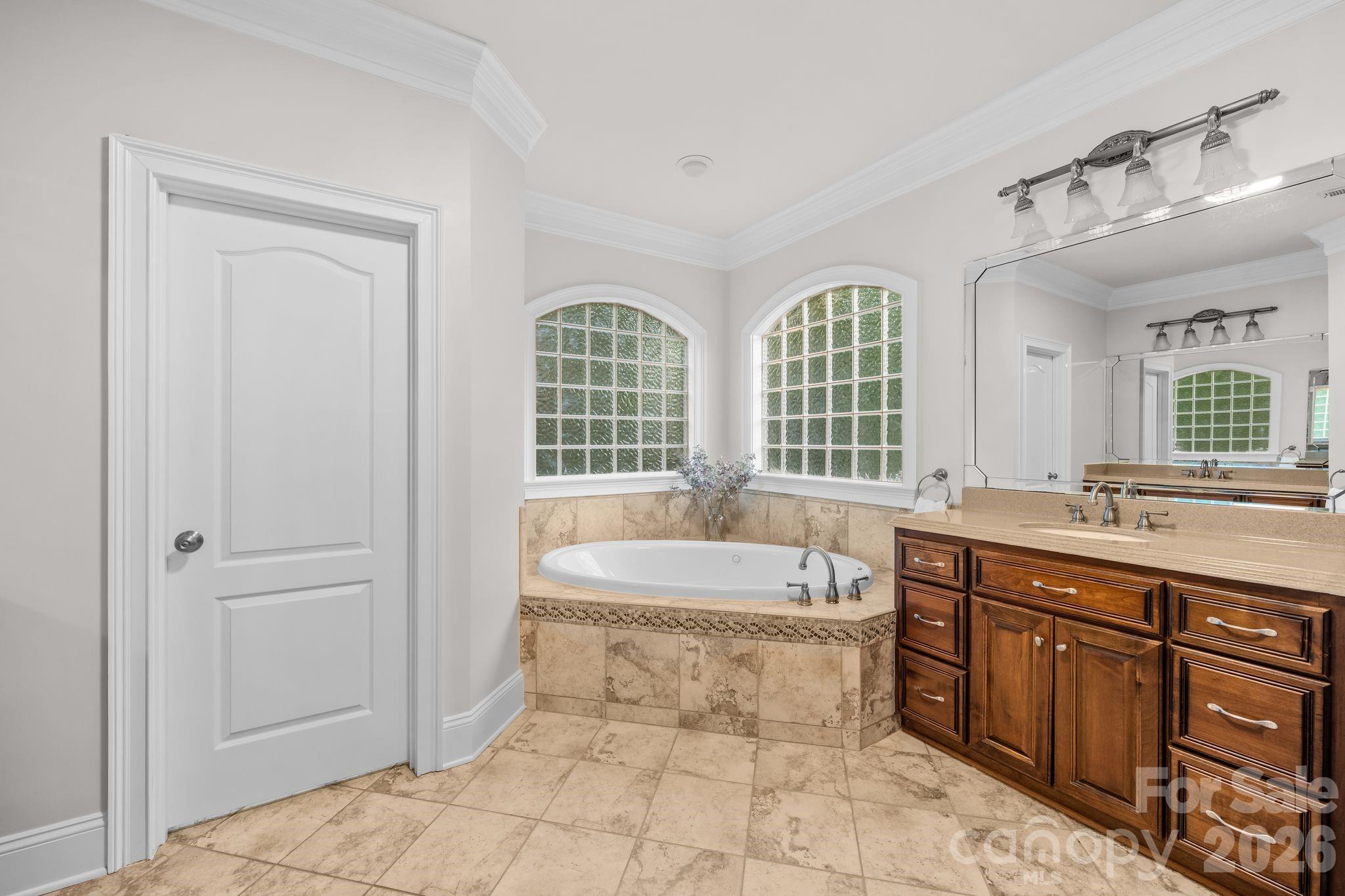 Single Family Residence at 107 Mcauley Court, Mooresville, photo 17 of 44